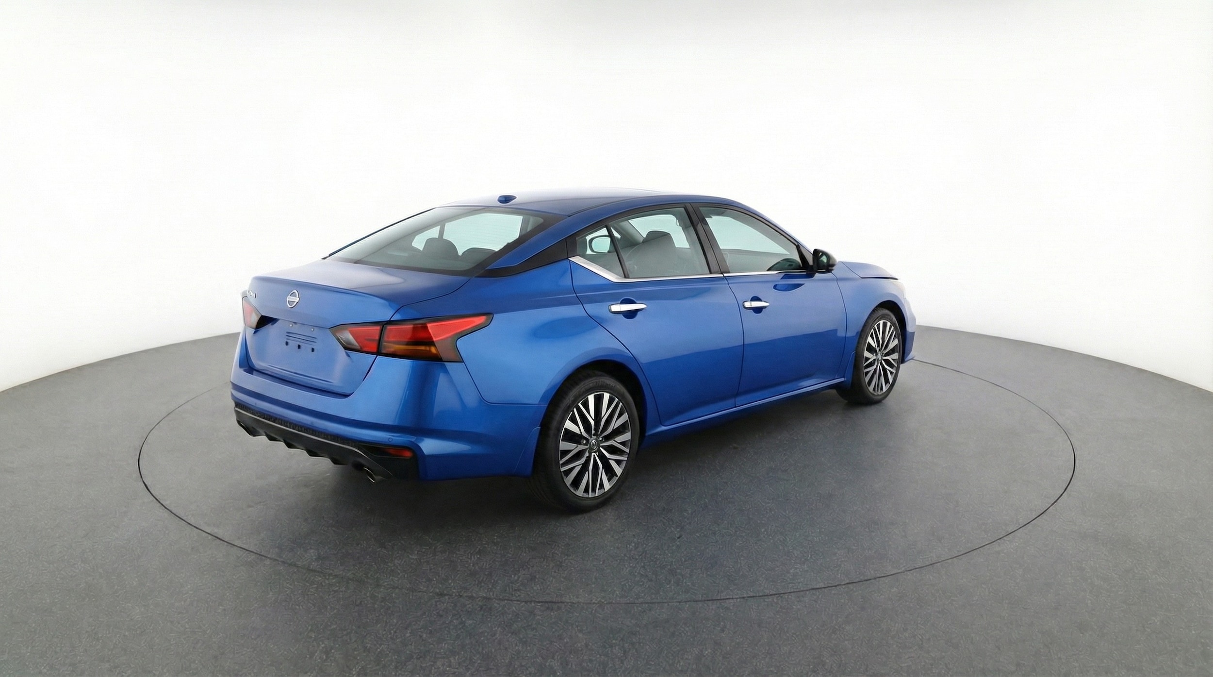 Thumbnail: 2025 Nissan Altima - 7