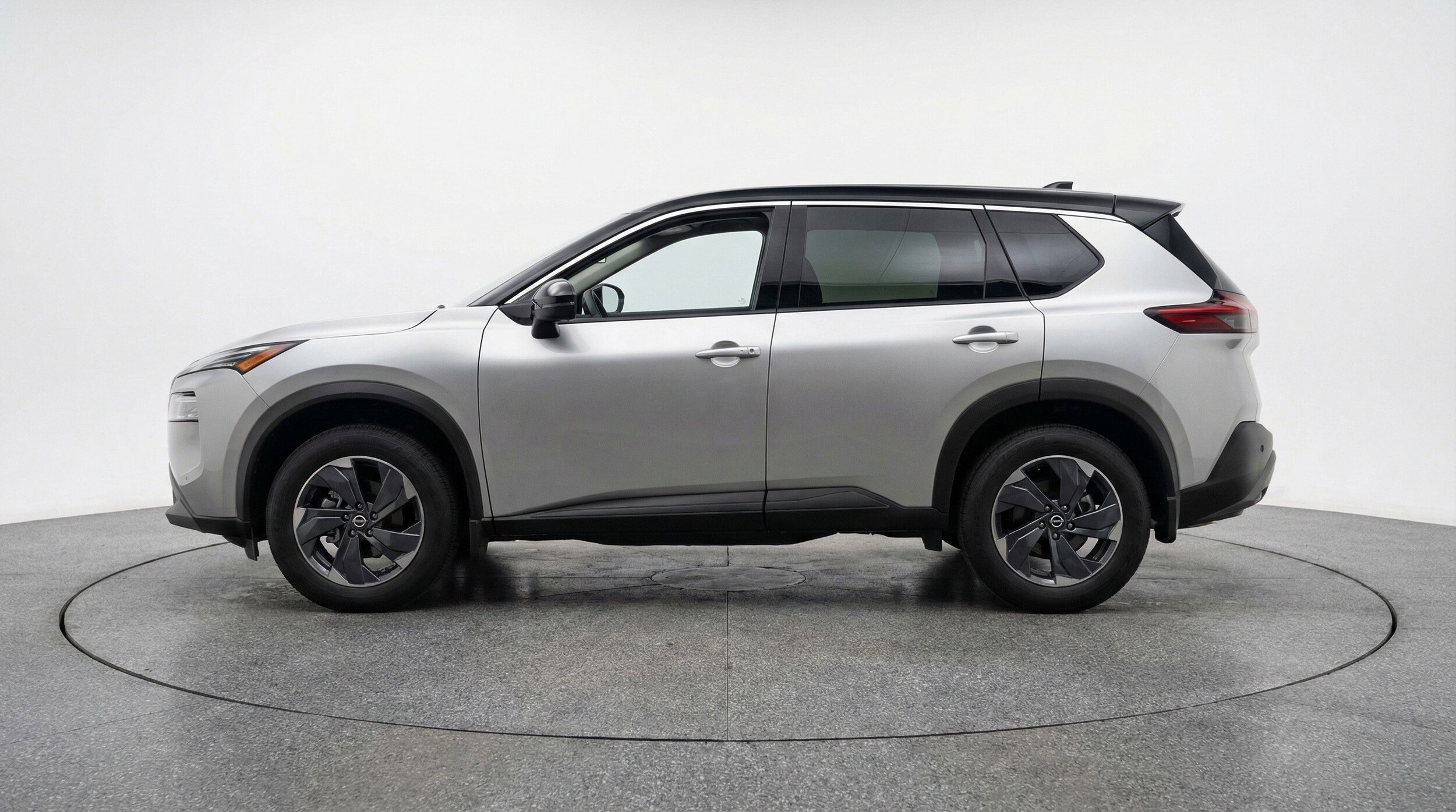 Thumbnail: 2025 Nissan Rogue - 5