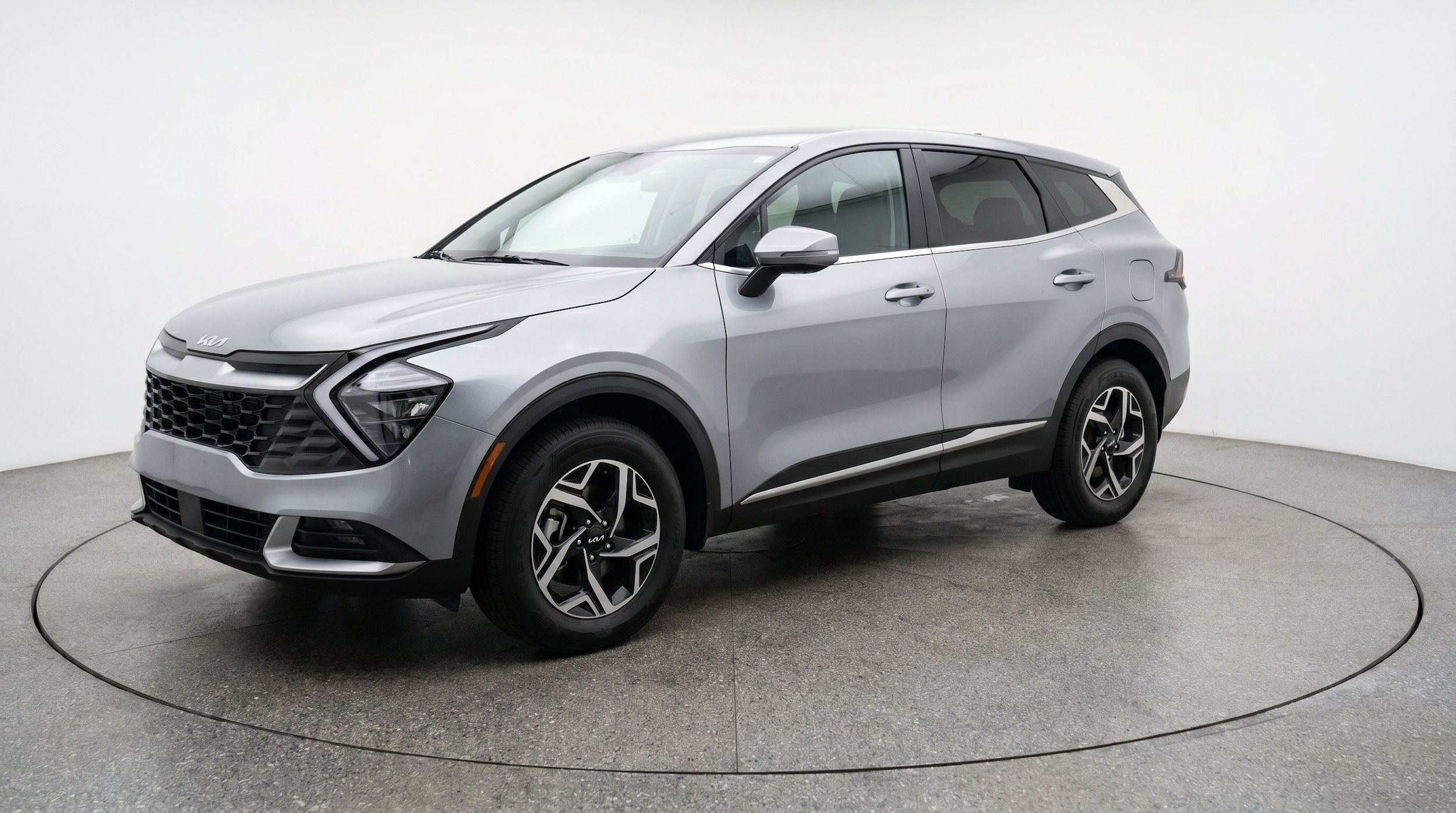 Thumbnail: 2025 Kia Sportage - 3