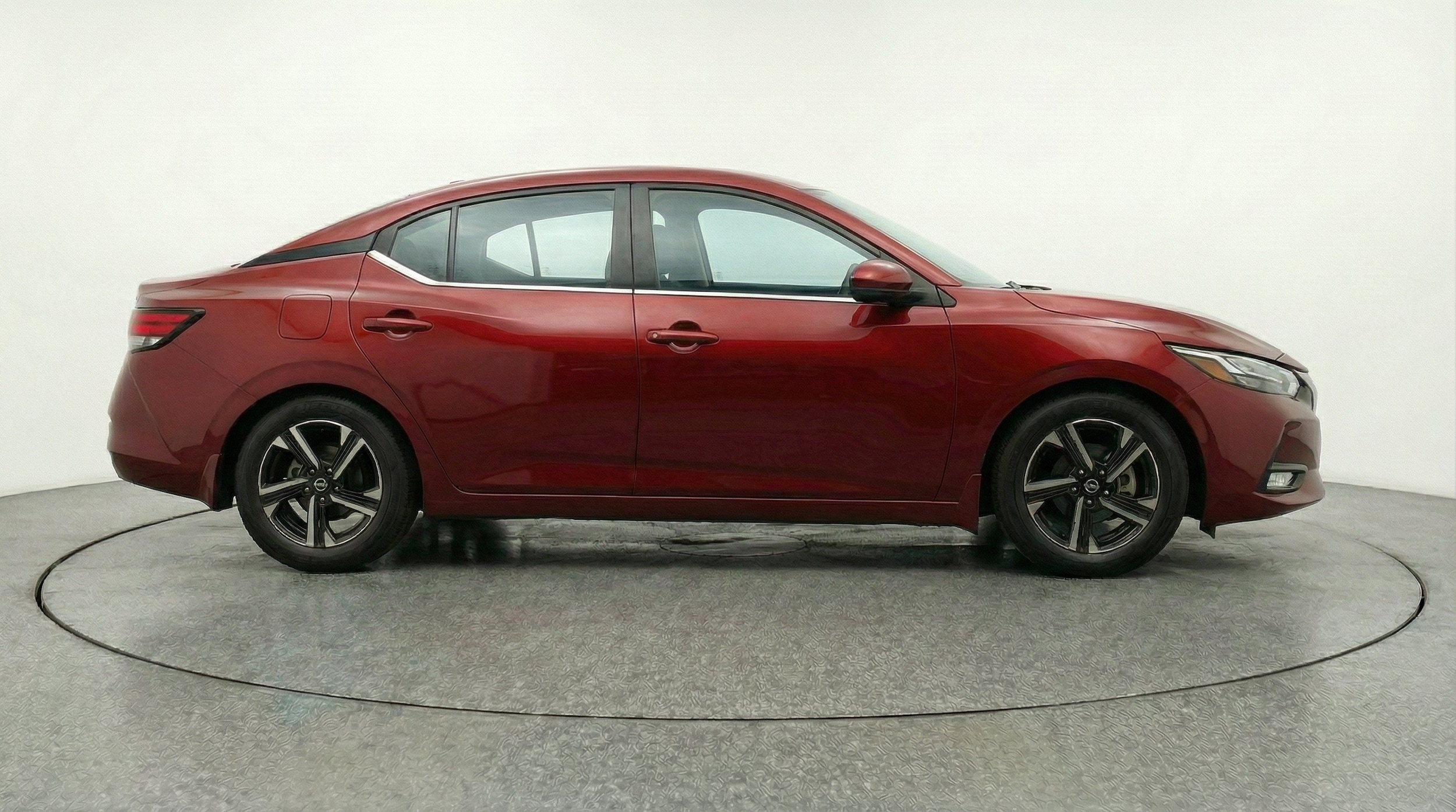 Thumbnail: 2025 Nissan Sentra - 11