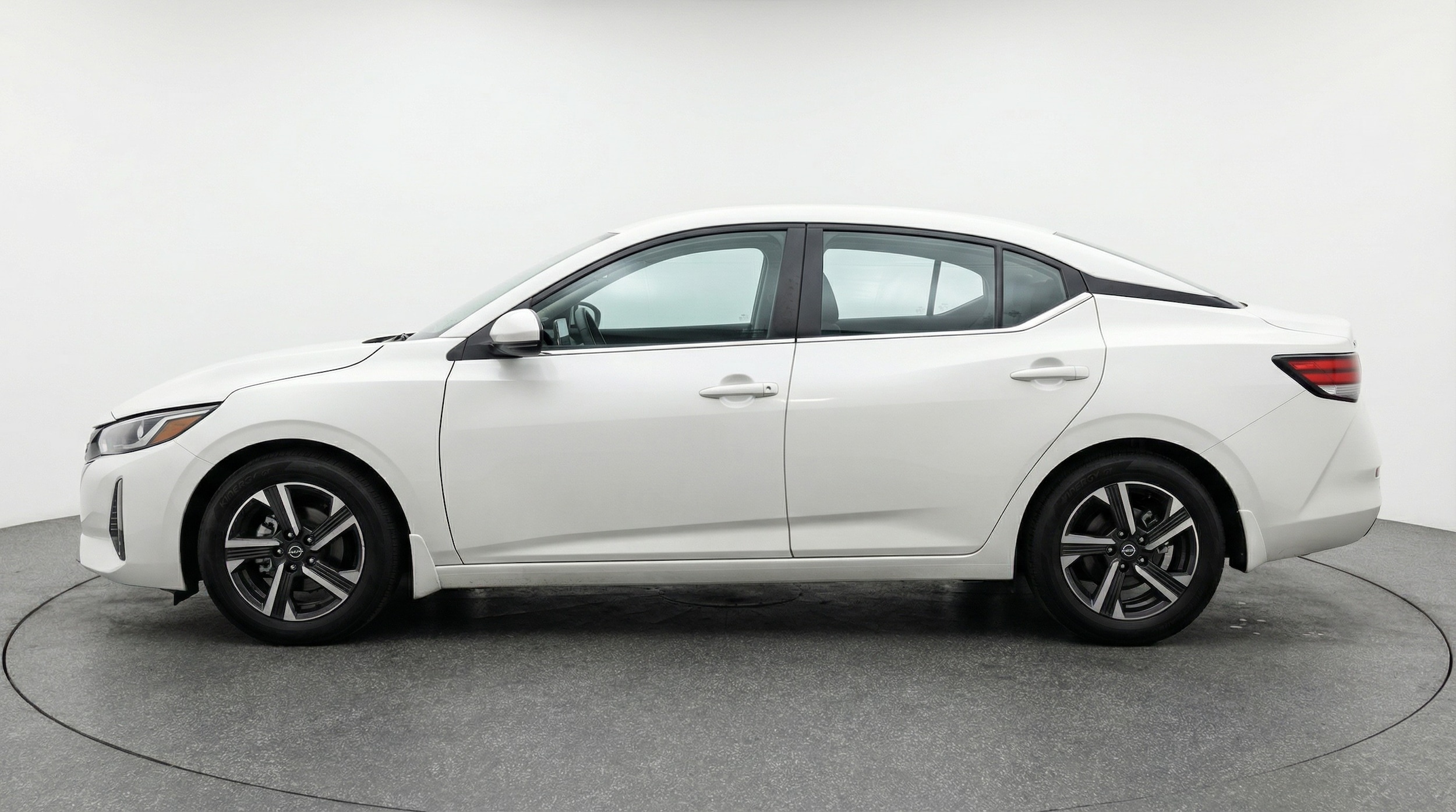 Thumbnail: 2025 Nissan Sentra - 4