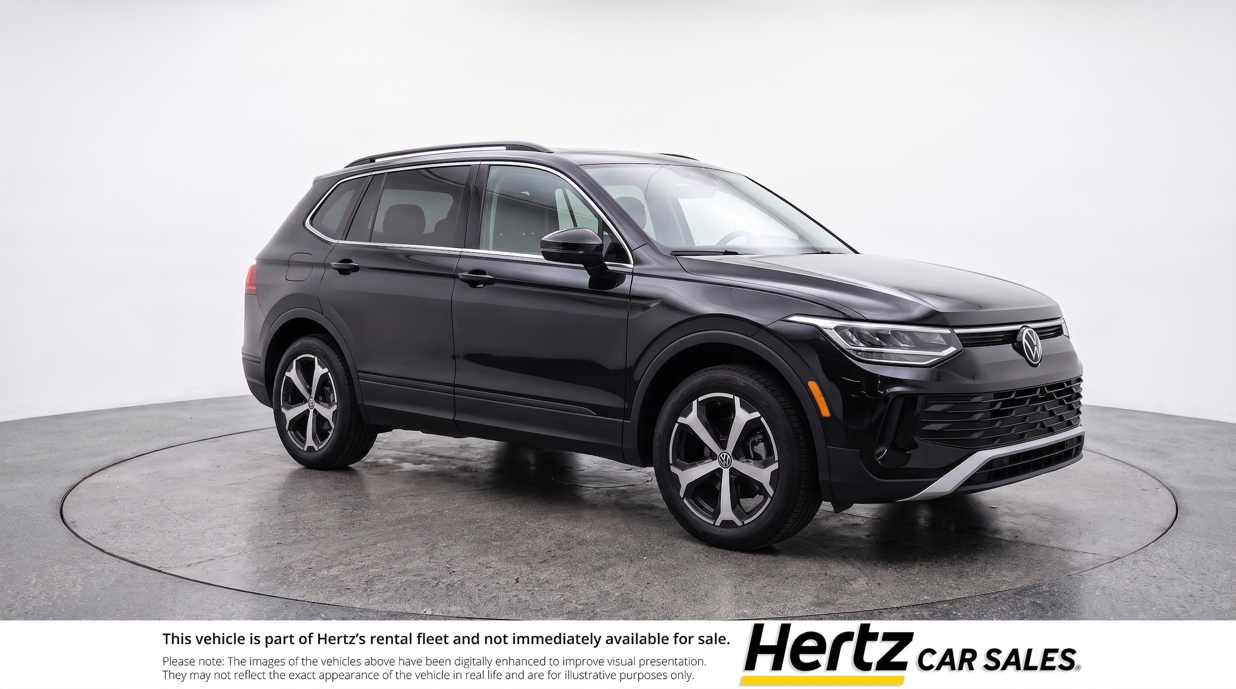 Thumbnail: 2026 Volkswagen Tiguan - 1