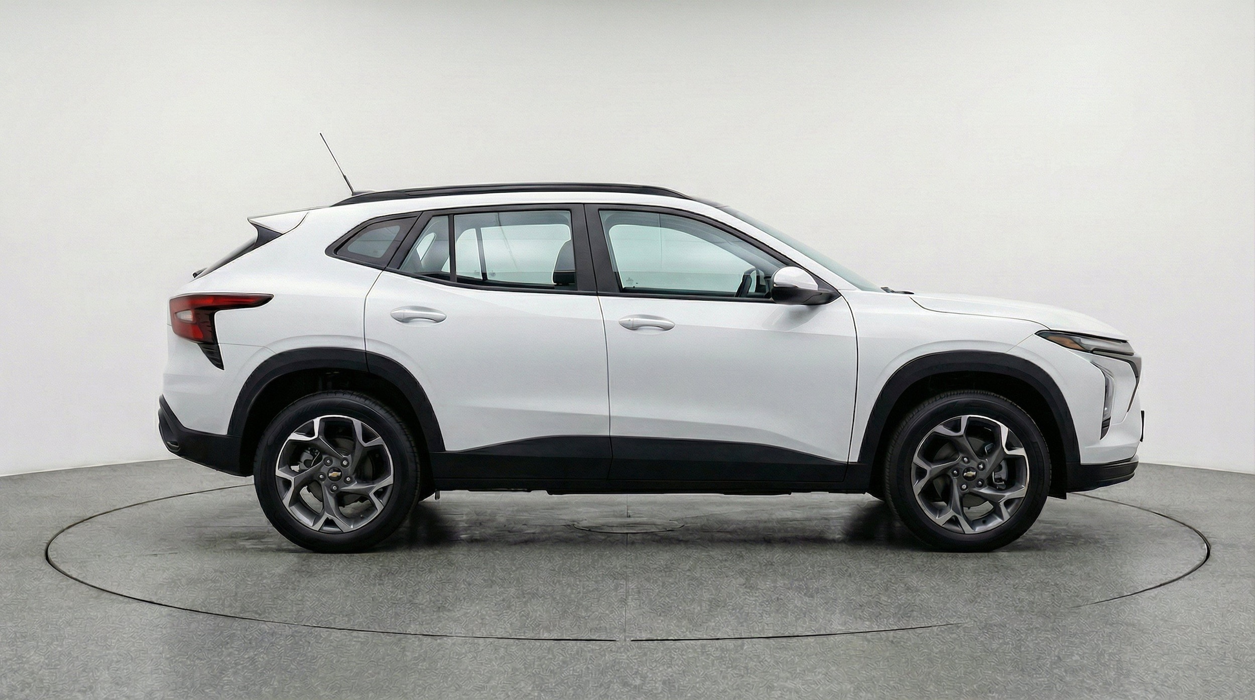 Thumbnail: 2025 Chevrolet Trax - 11