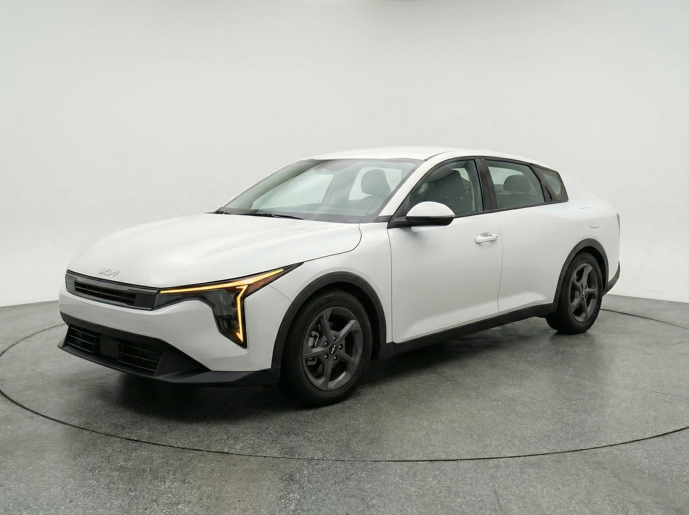 Thumbnail: 2025 Kia K4 - 3