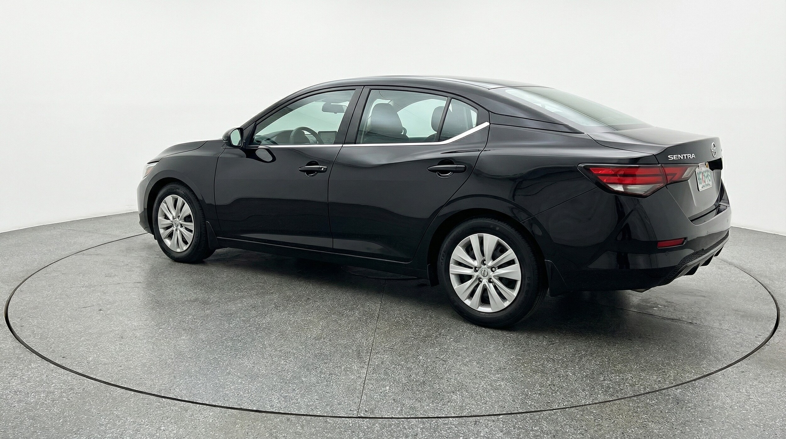 Thumbnail: 2025 Nissan Sentra - 5