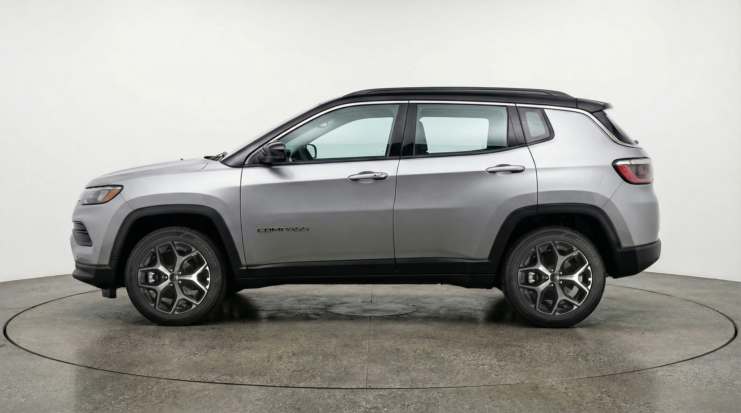 Thumbnail: 2025 Jeep Compass - 4