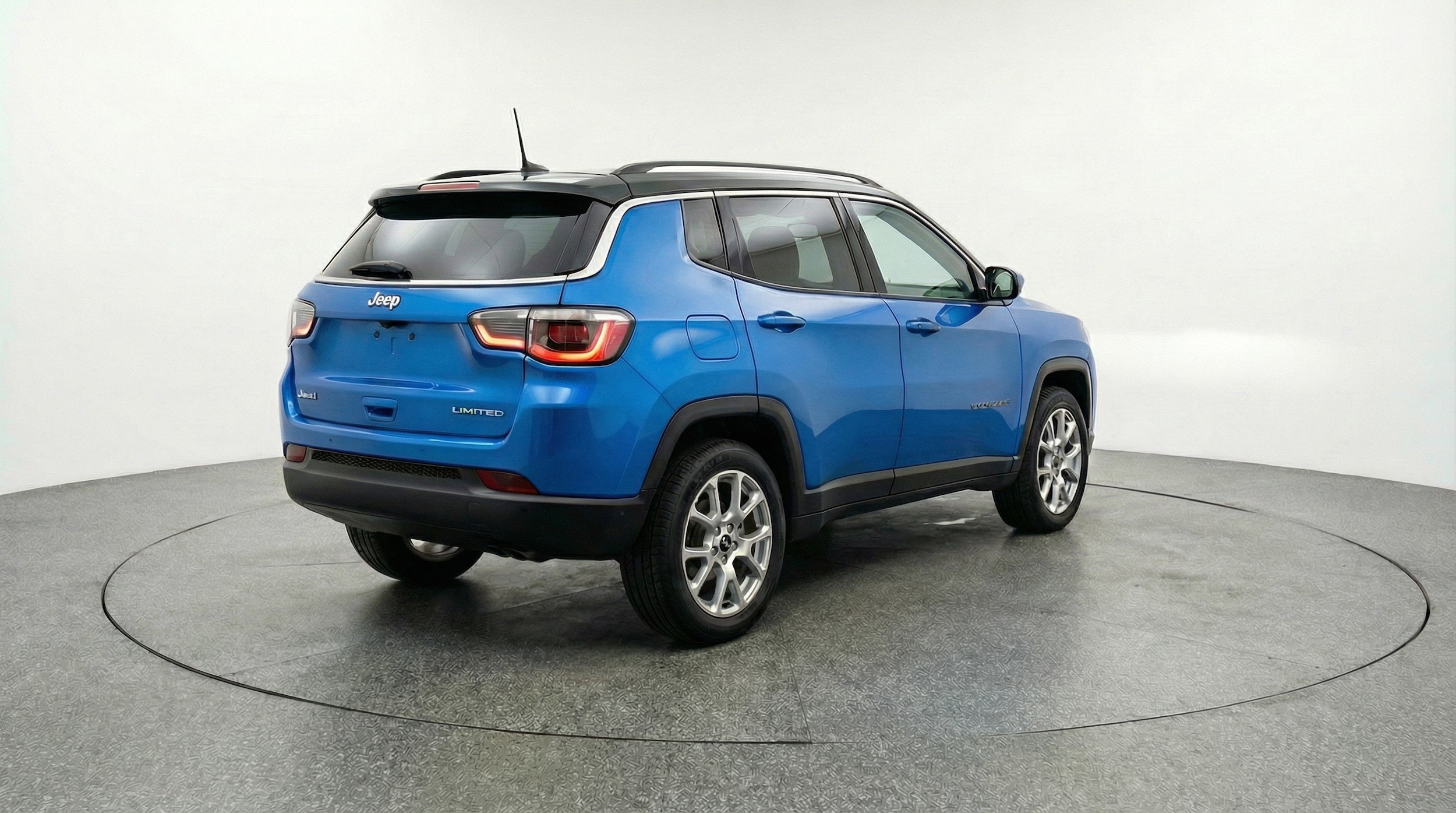 Thumbnail: 2025 Jeep Compass - 9