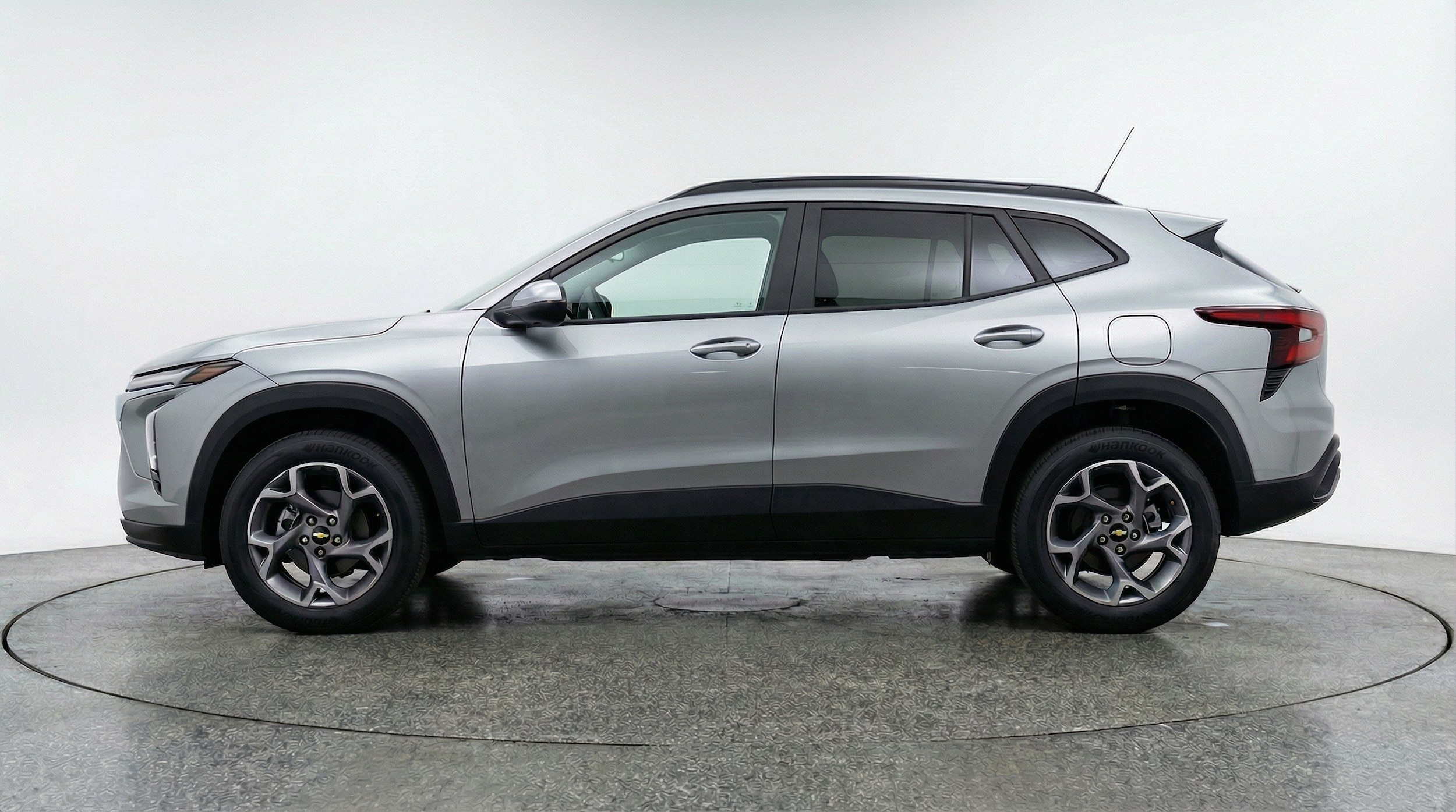Thumbnail: 2025 Chevrolet Trax - 5