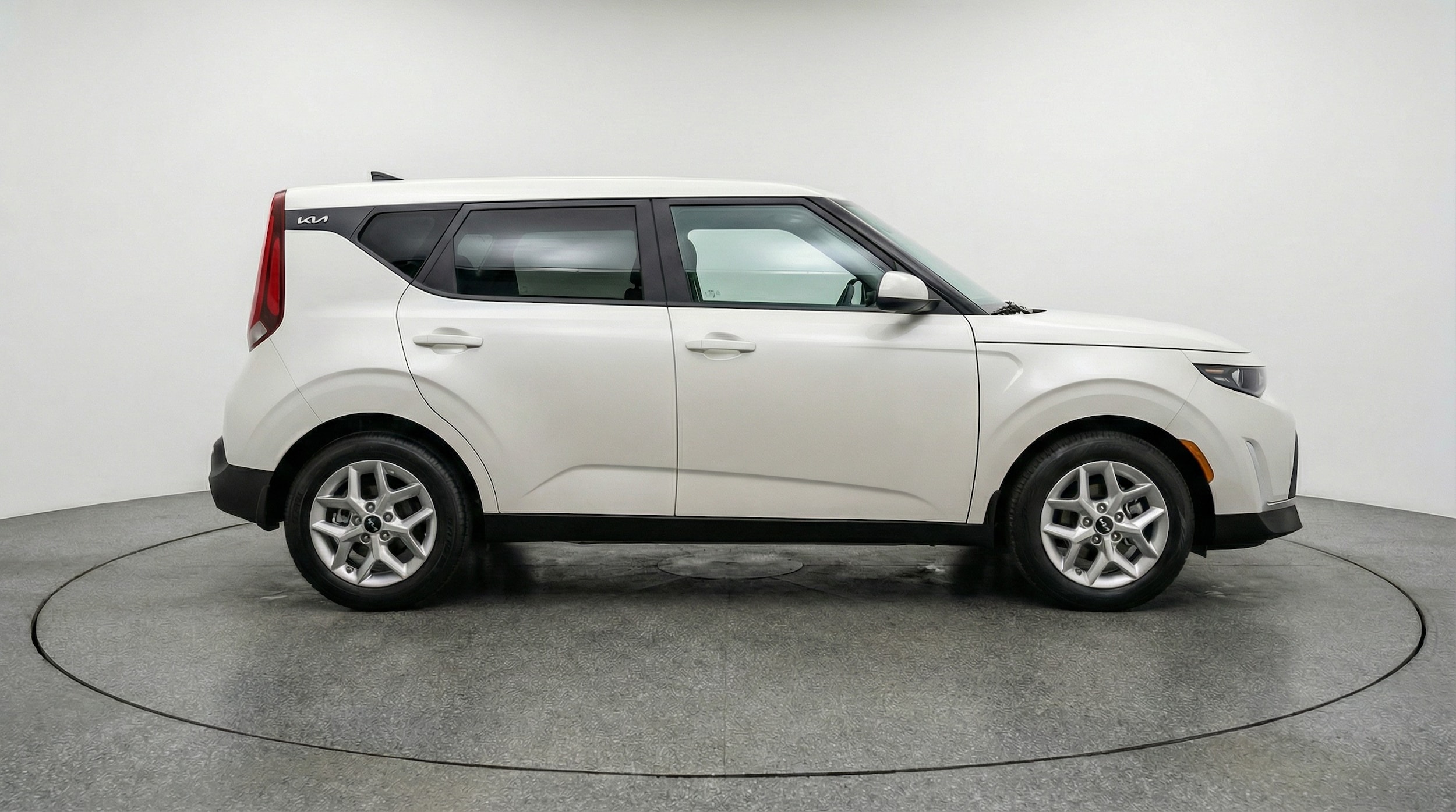 Thumbnail: 2025 Kia Soul - 8