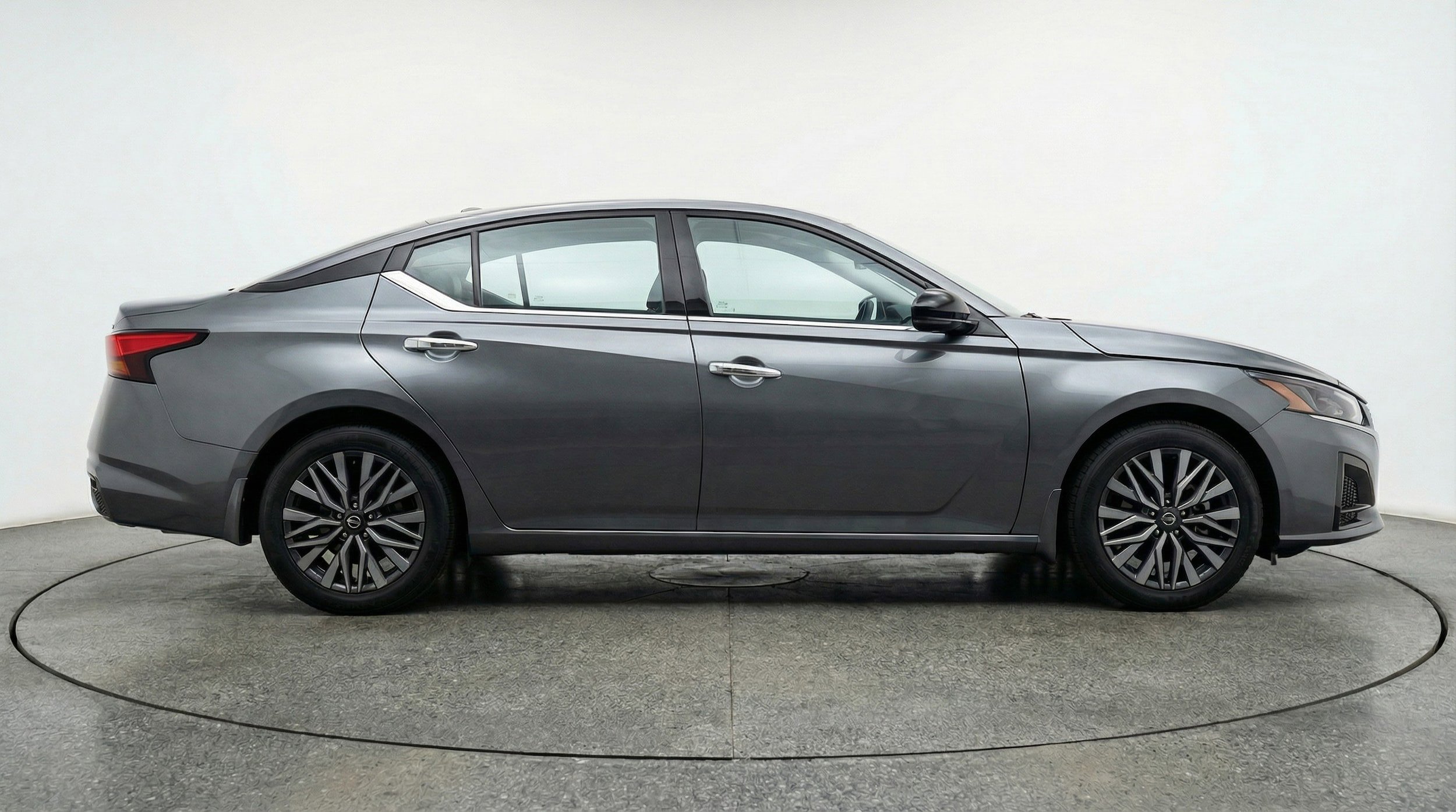 Thumbnail: 2025 Nissan Altima - 8