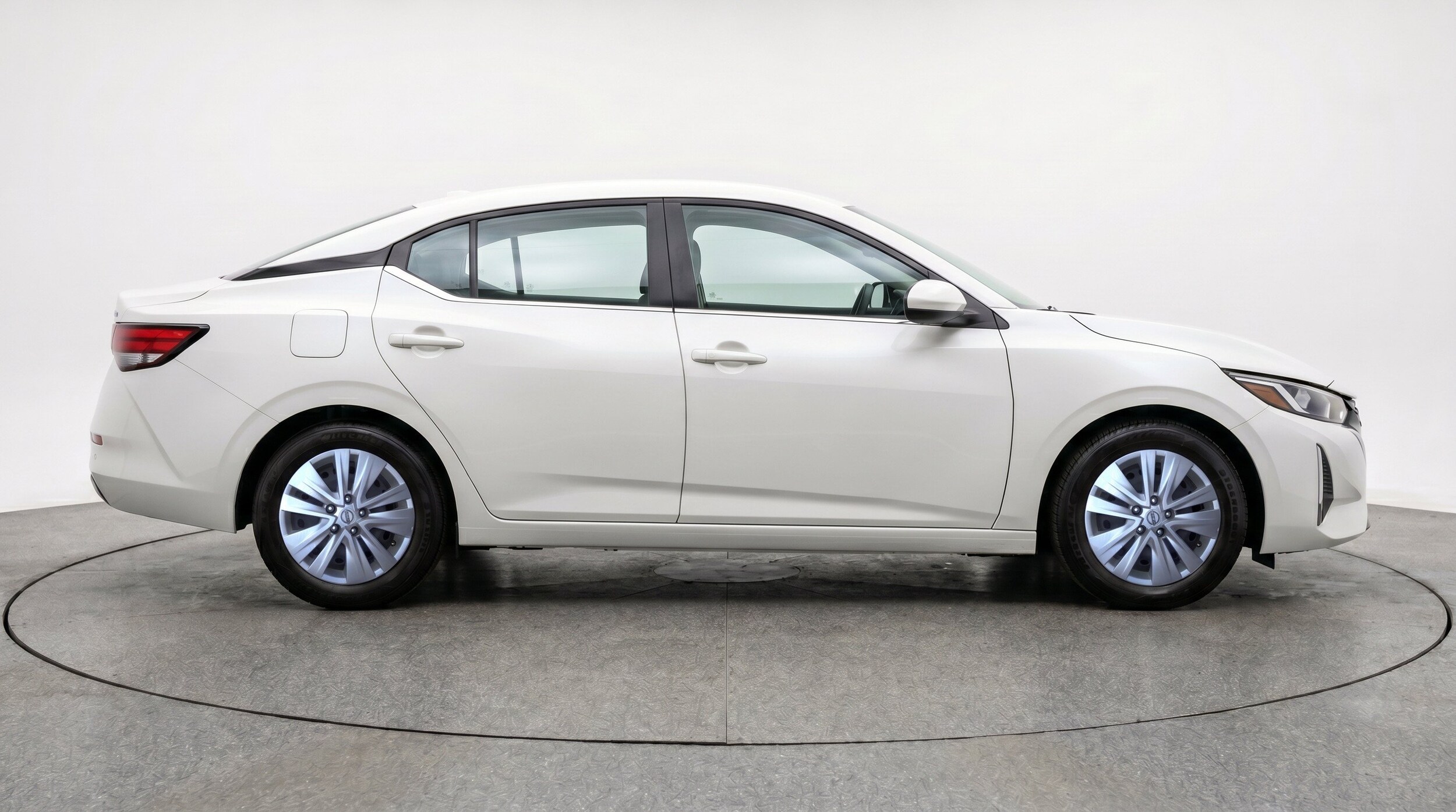Thumbnail: 2025 Nissan Sentra - 11