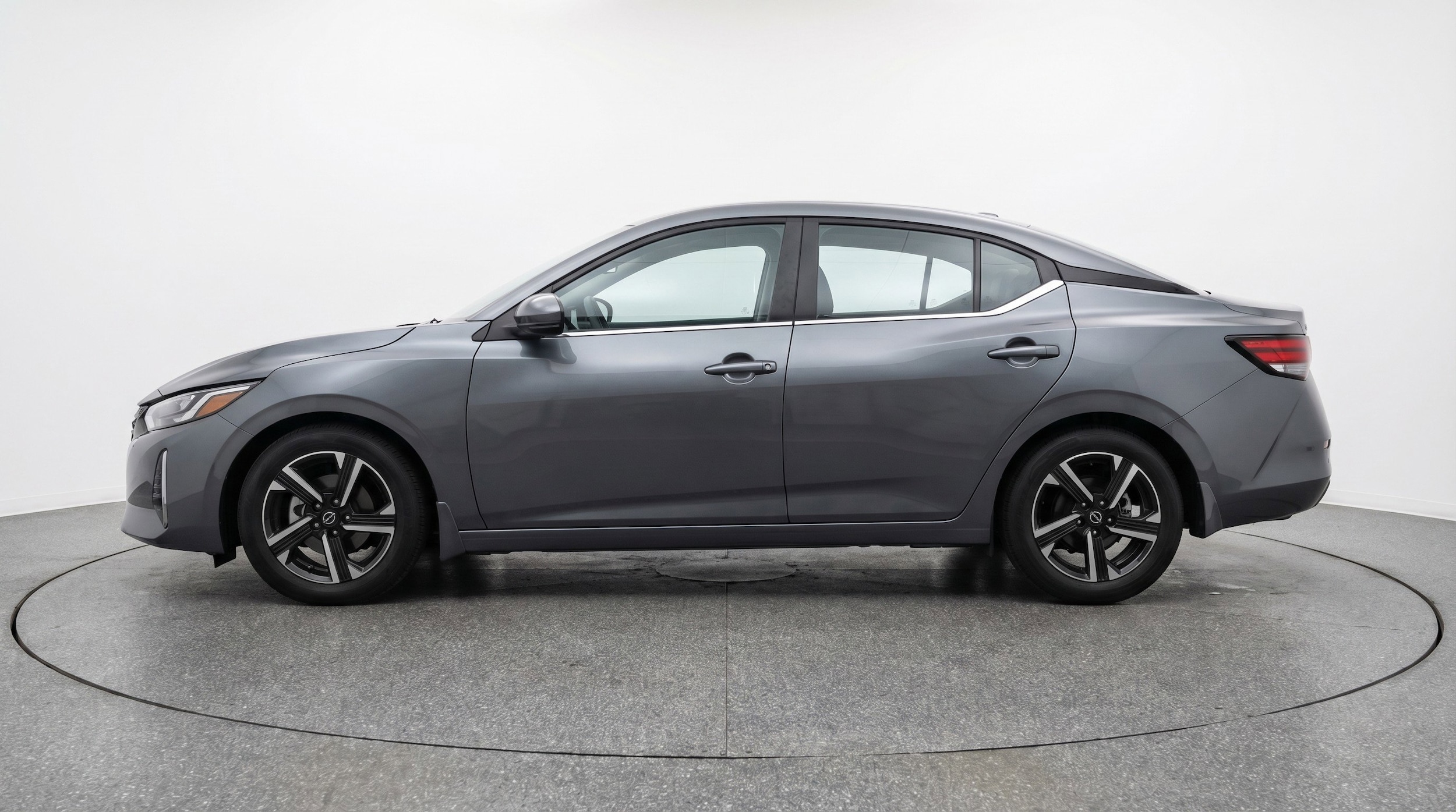 Thumbnail: 2025 Nissan Sentra - 5