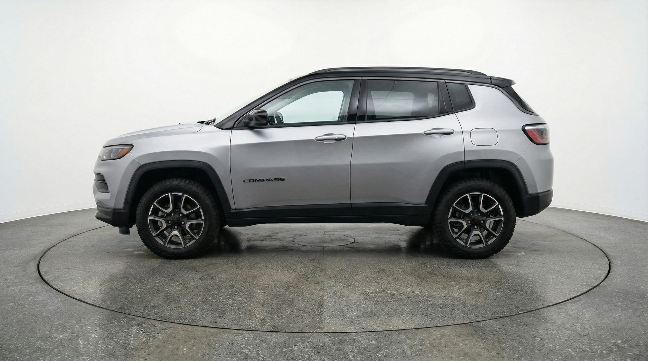 Thumbnail: 2025 Jeep Compass - 4