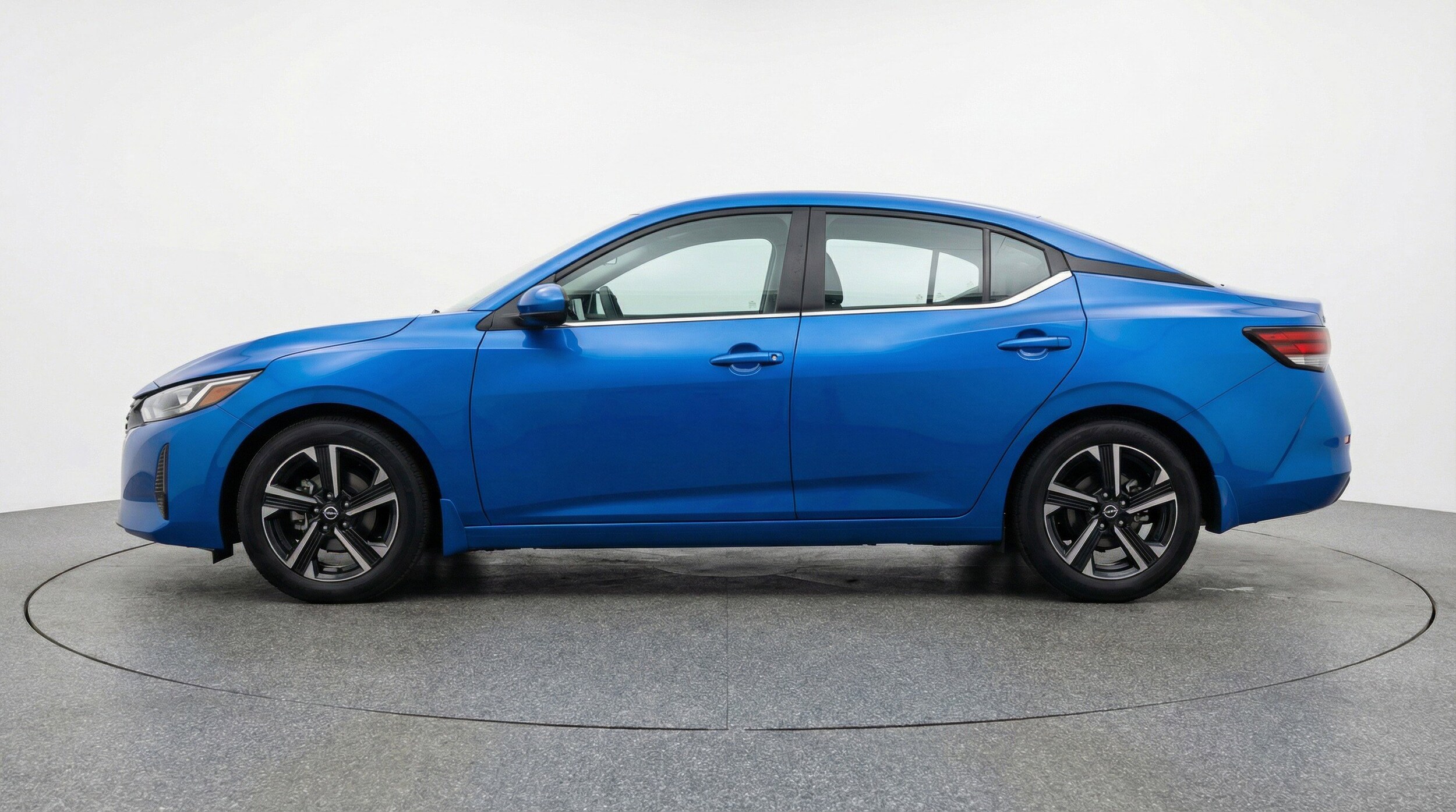 Thumbnail: 2025 Nissan Sentra - 5