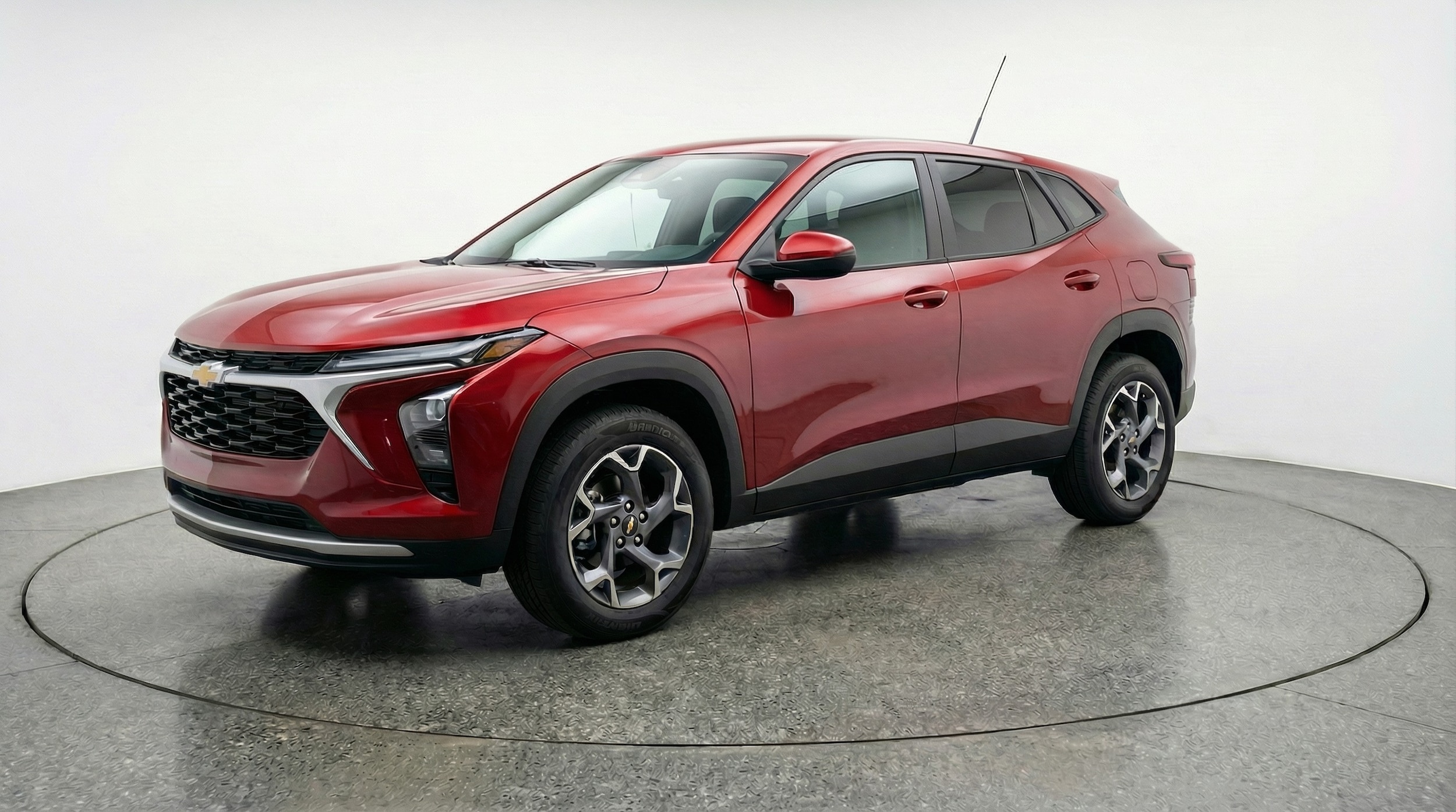 Thumbnail: 2025 Chevrolet Trax - 3