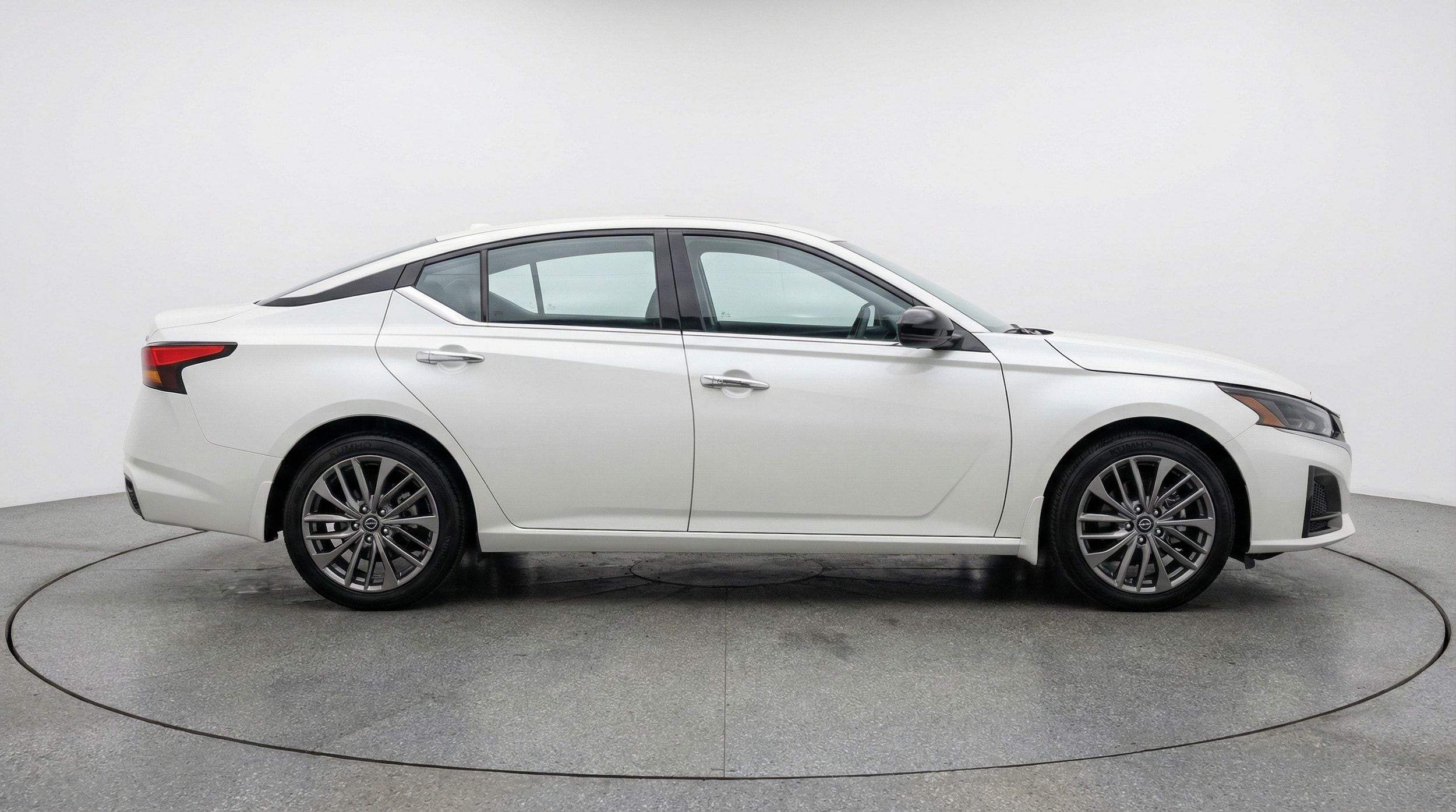 Thumbnail: 2025 Nissan Altima - 8