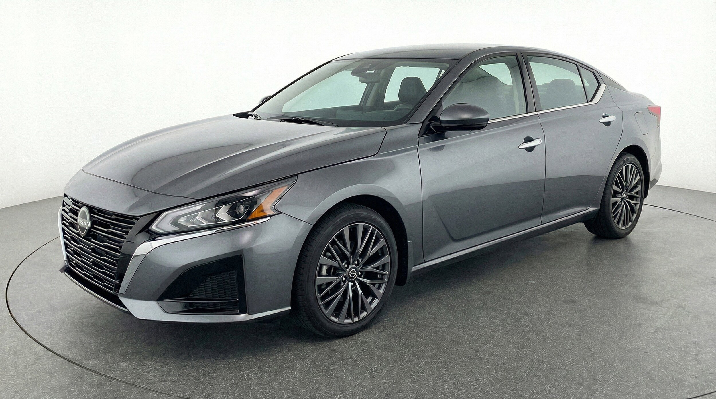 Thumbnail: 2025 Nissan Altima - 3