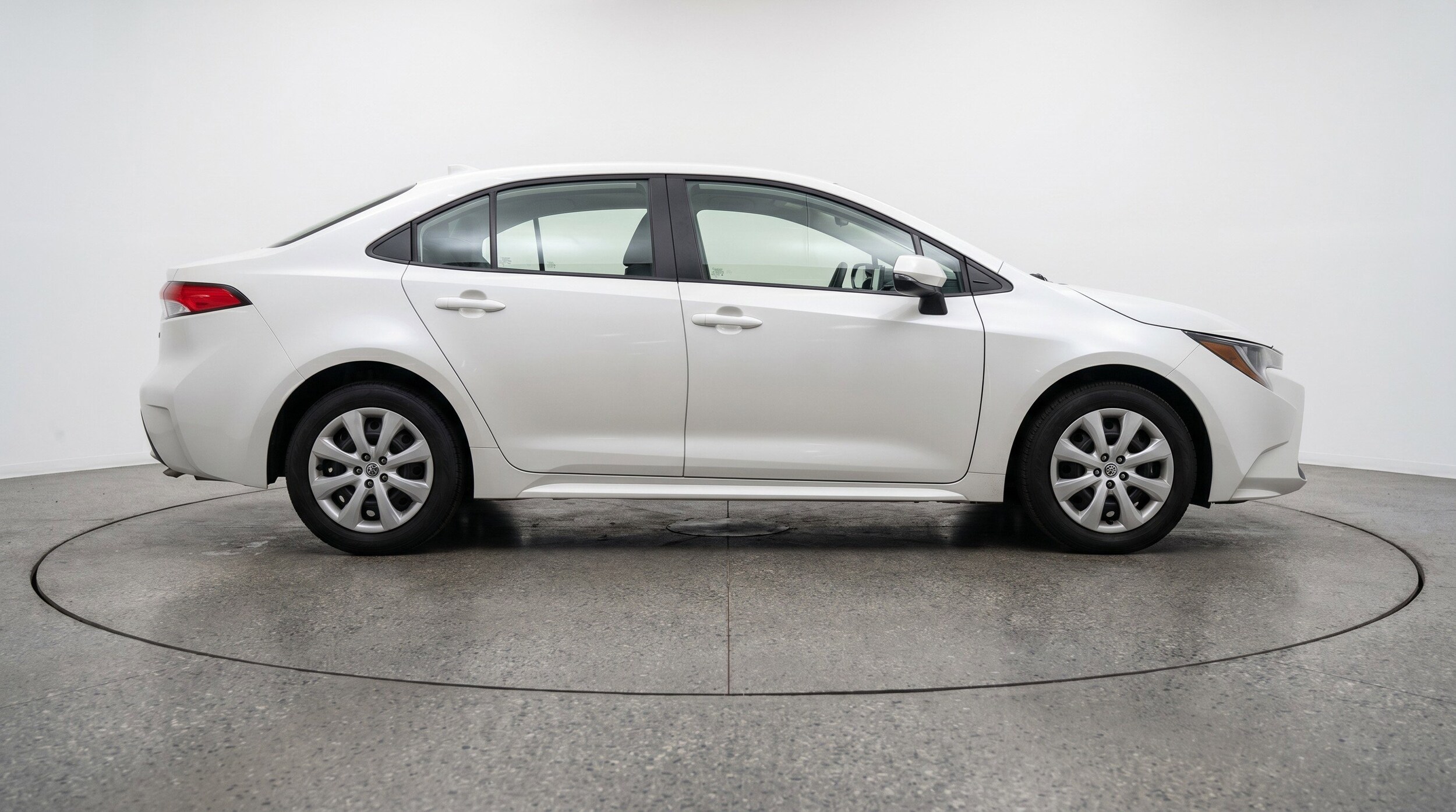 Thumbnail: 2025 Toyota Corolla - 11