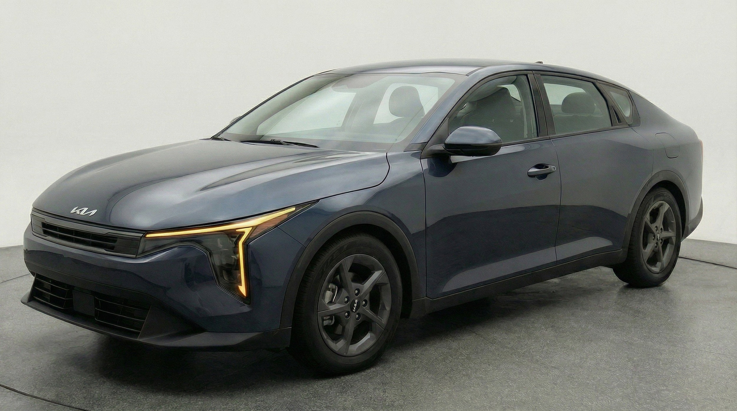 Thumbnail: 2025 Kia K4 - 3