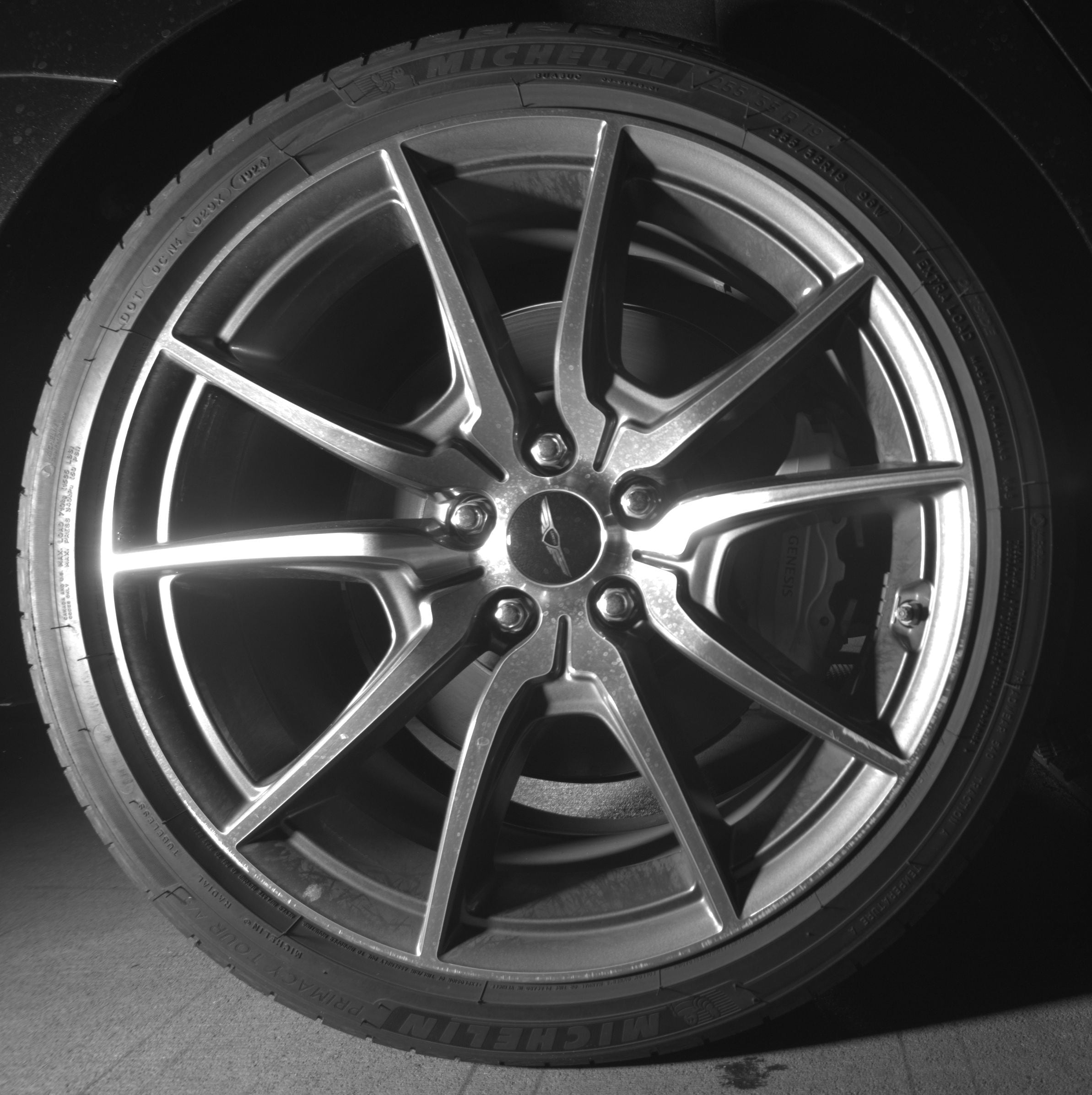 Thumbnail: 2025 Genesis G70 - 12