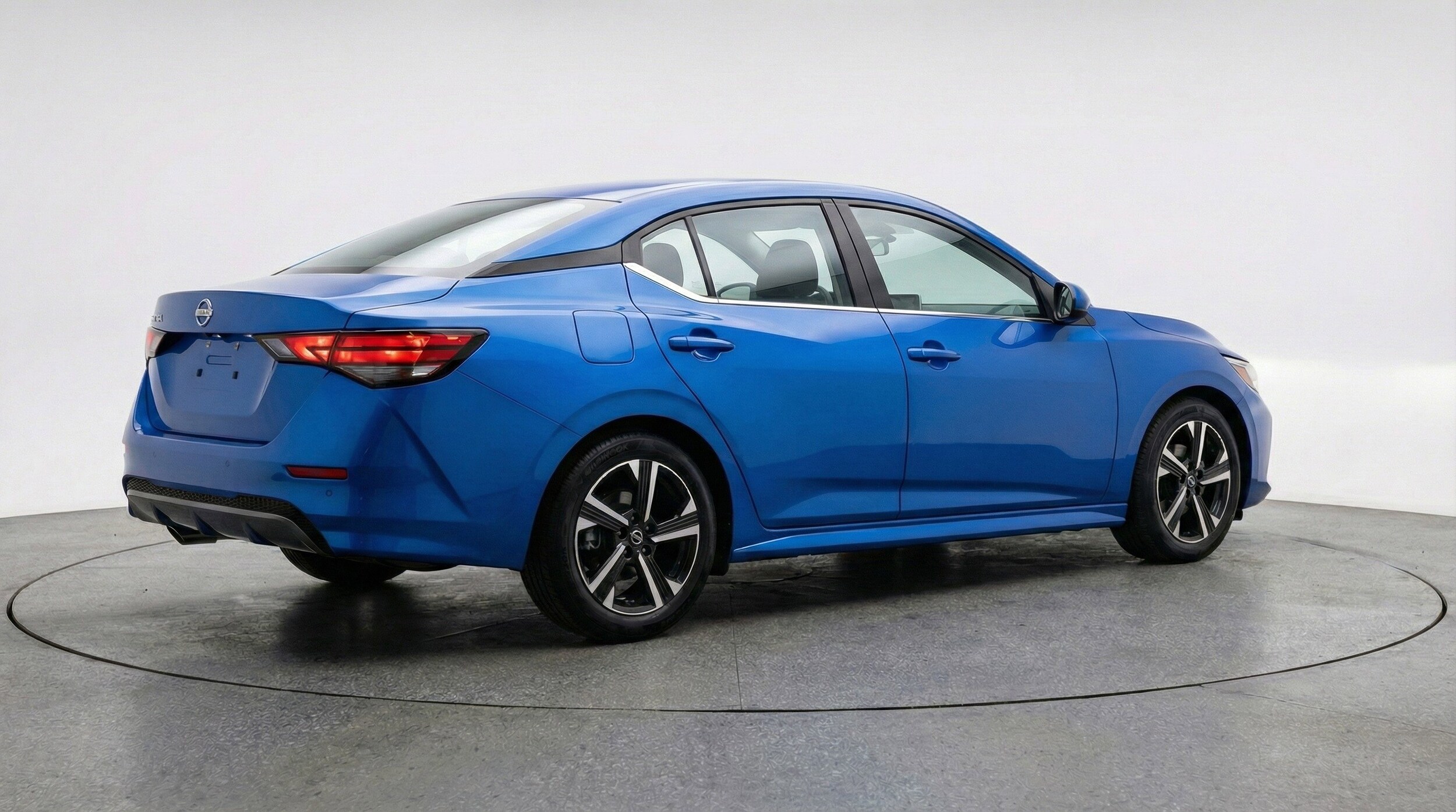 Thumbnail: 2025 Nissan Sentra - 9