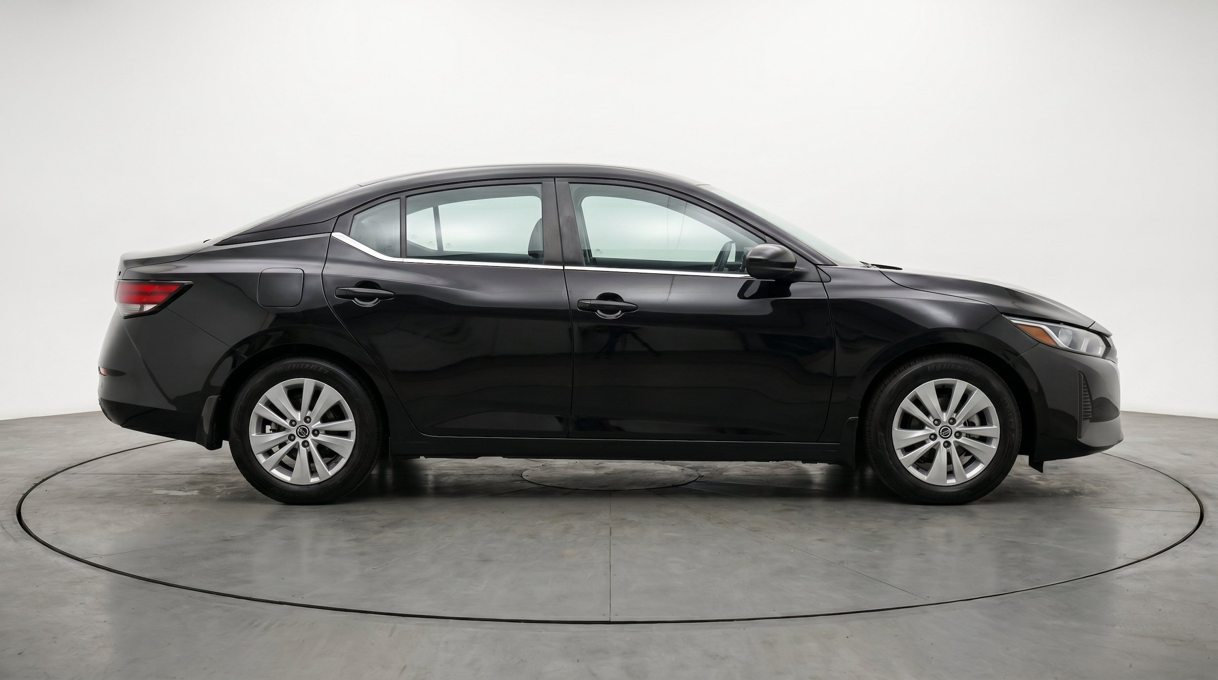 Thumbnail: 2025 Nissan Sentra - 11