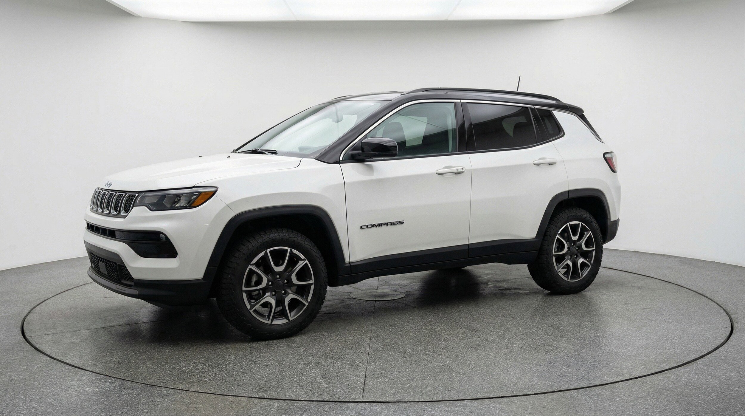 Thumbnail: 2025 Jeep Compass - 3