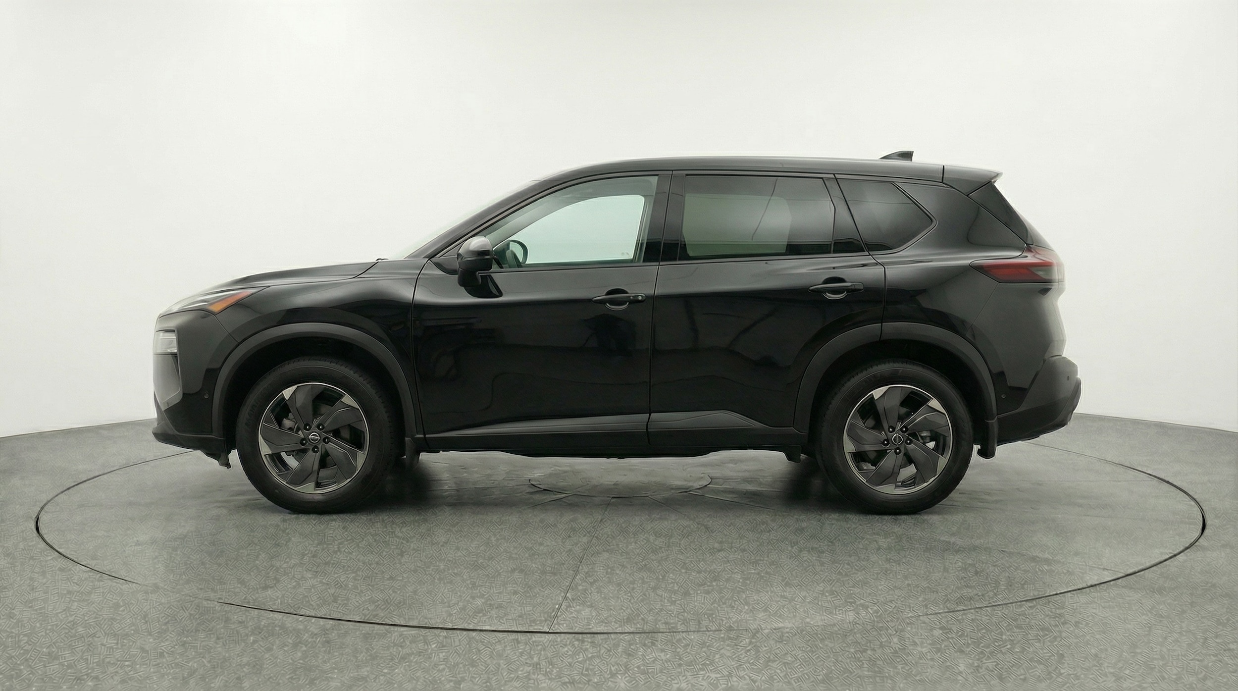 Thumbnail: 2025 Nissan Rogue - 4