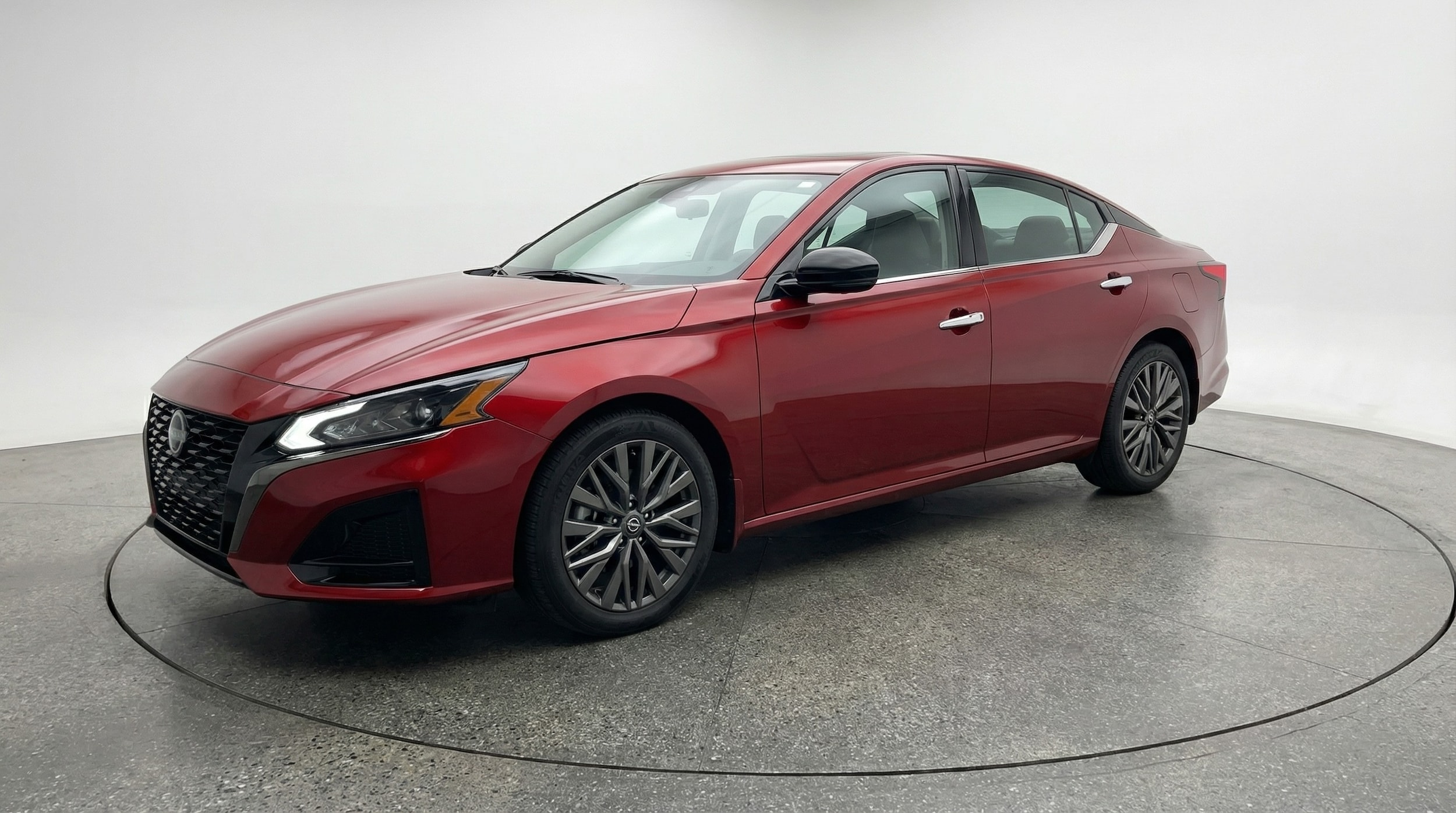 Thumbnail: 2025 Nissan Altima - 3