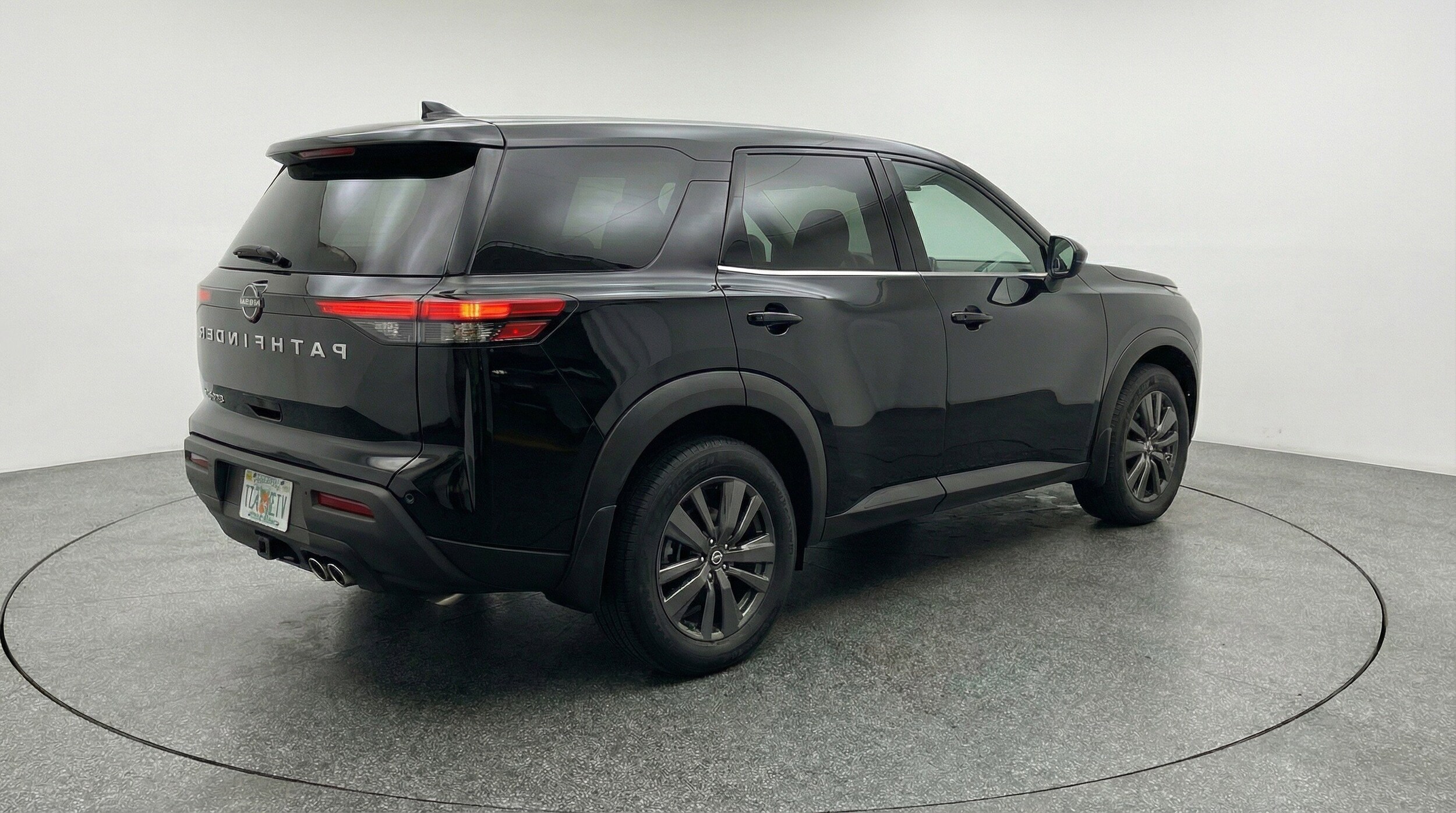 Thumbnail: 2025 Nissan Pathfinder - 9