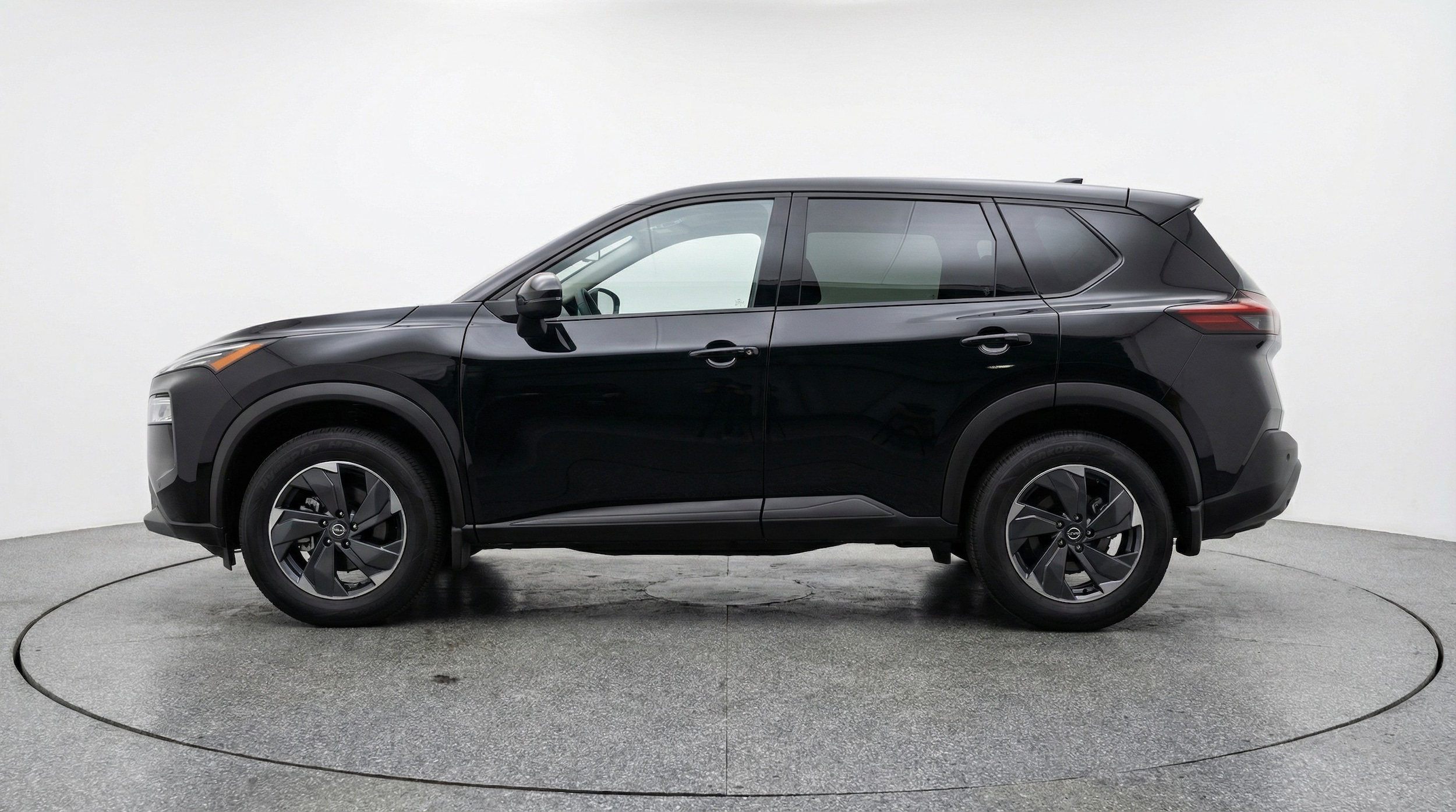 Thumbnail: 2025 Nissan Rogue - 4