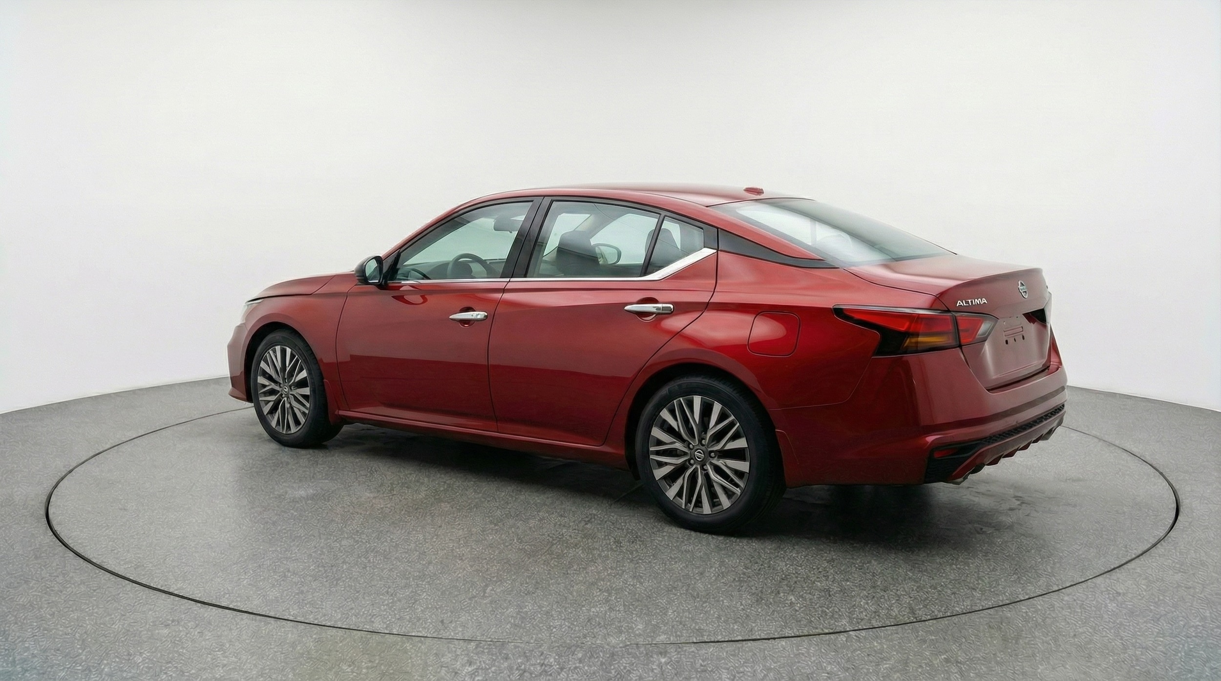 Thumbnail: 2025 Nissan Altima - 5