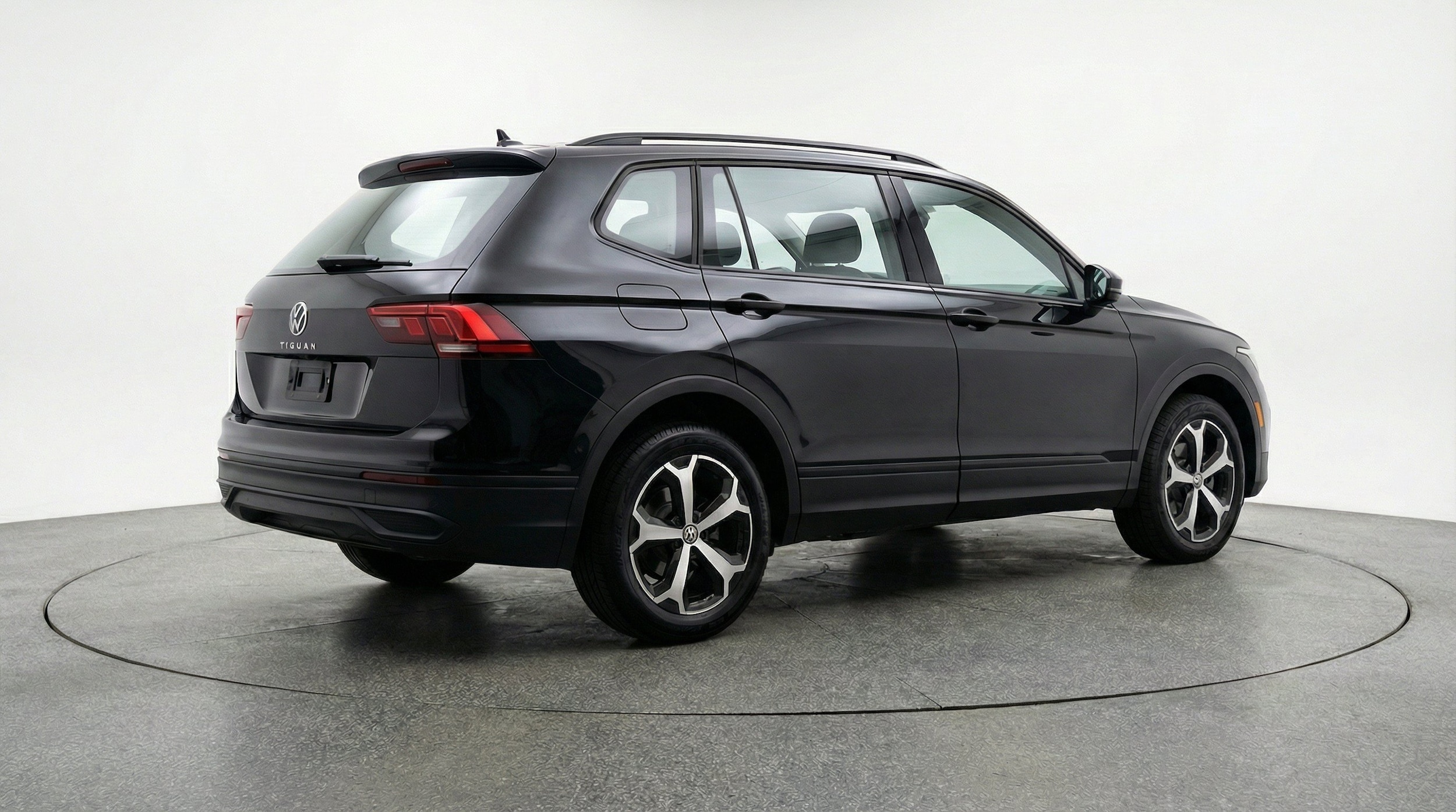 Thumbnail: 2026 Volkswagen Tiguan - 9