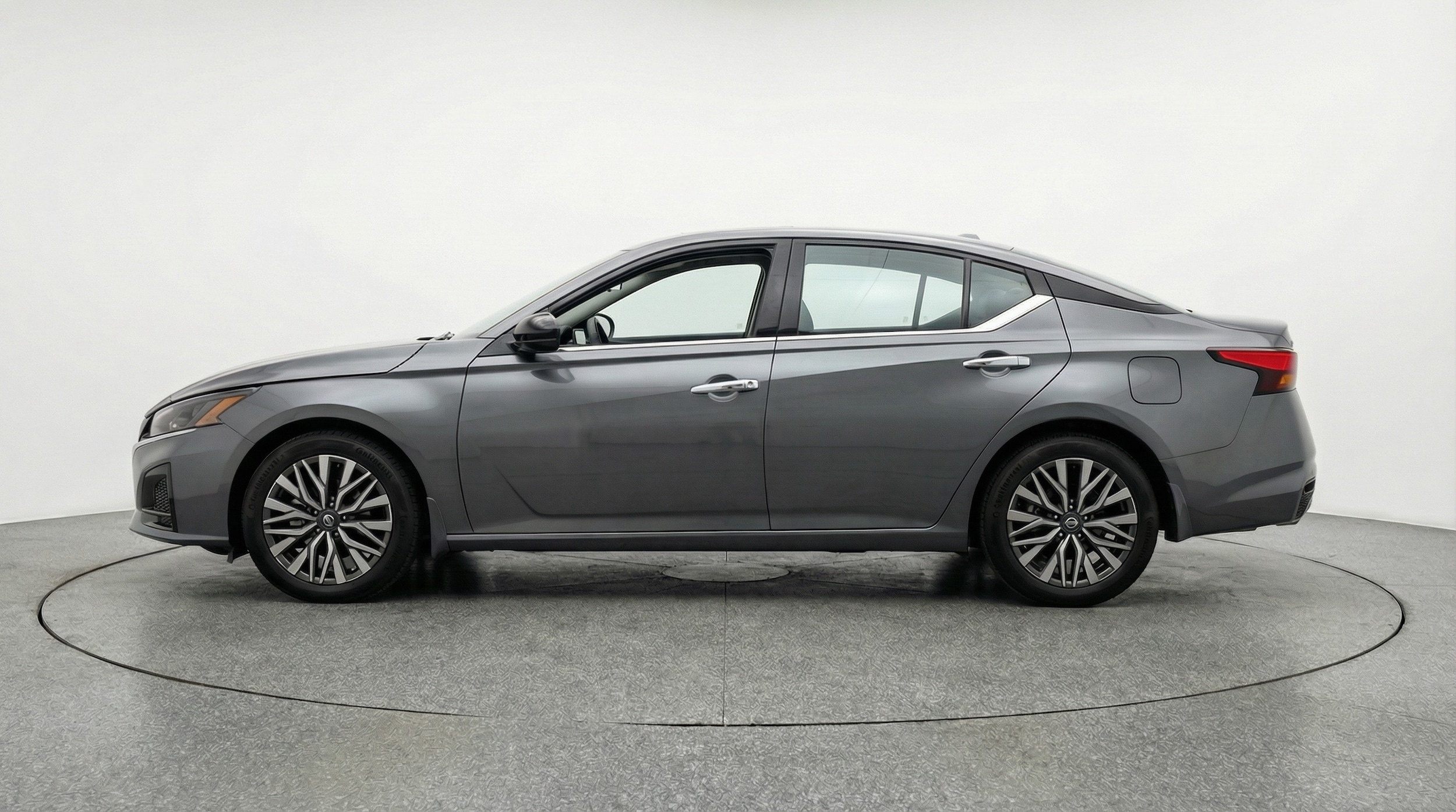 Thumbnail: 2025 Nissan Altima - 4