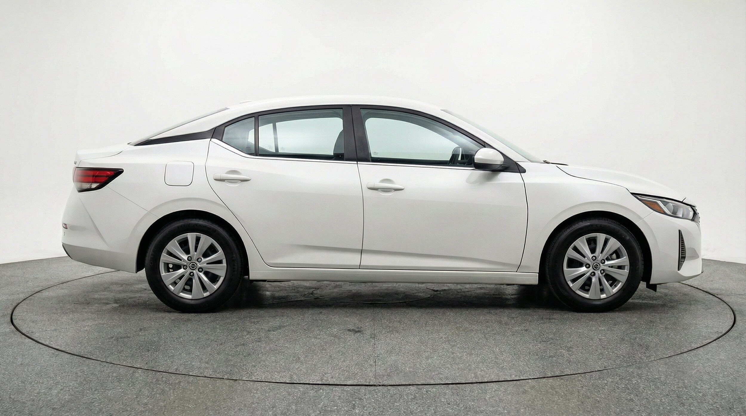Thumbnail: 2025 Nissan Sentra - 11