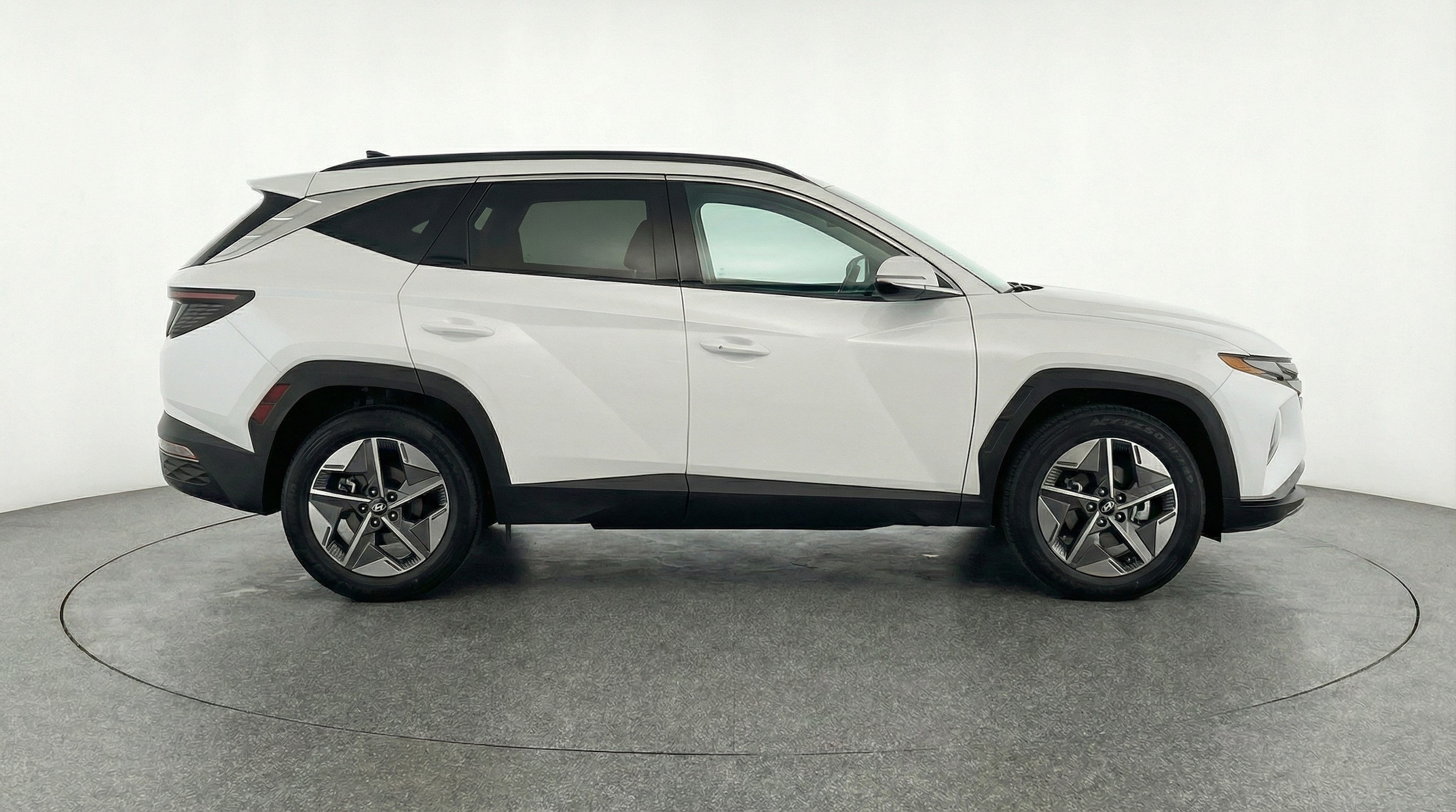 Thumbnail: 2025 Hyundai Tucson - 8