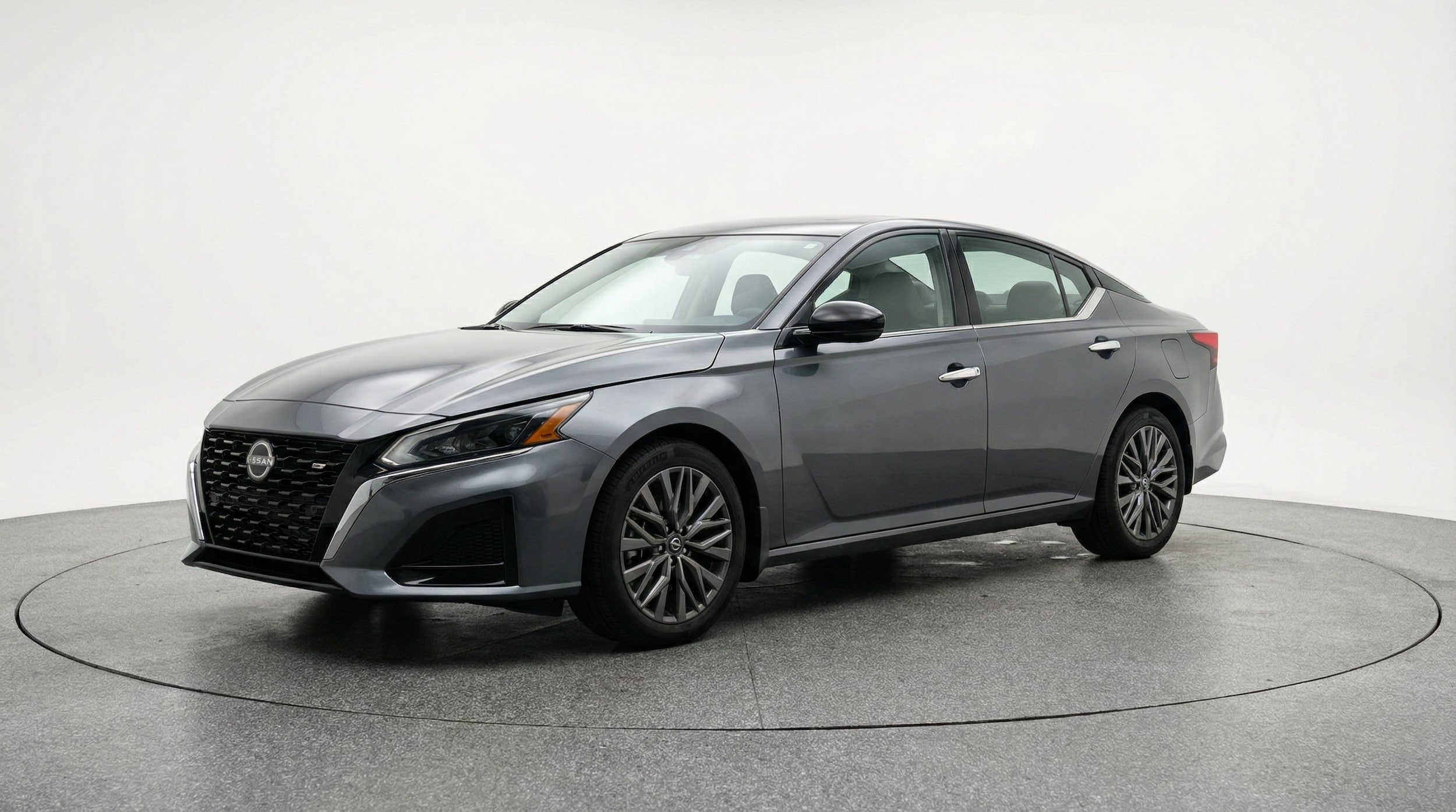 Thumbnail: 2025 Nissan Altima - 3