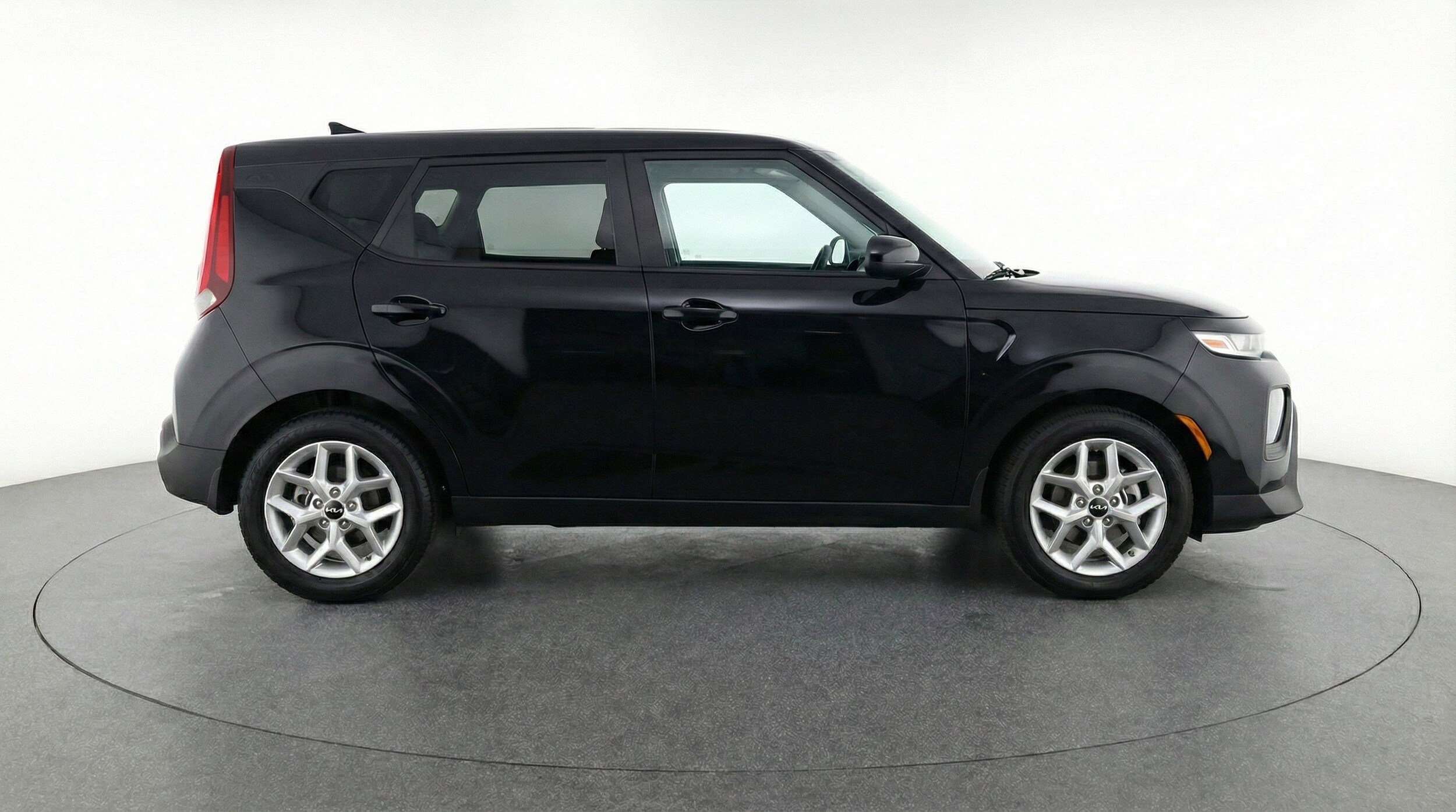 Thumbnail: 2025 Kia Soul - 11