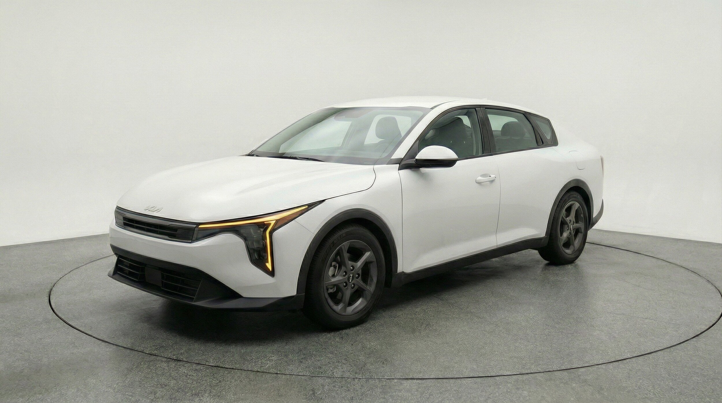 Thumbnail: 2025 Kia K4 - 3