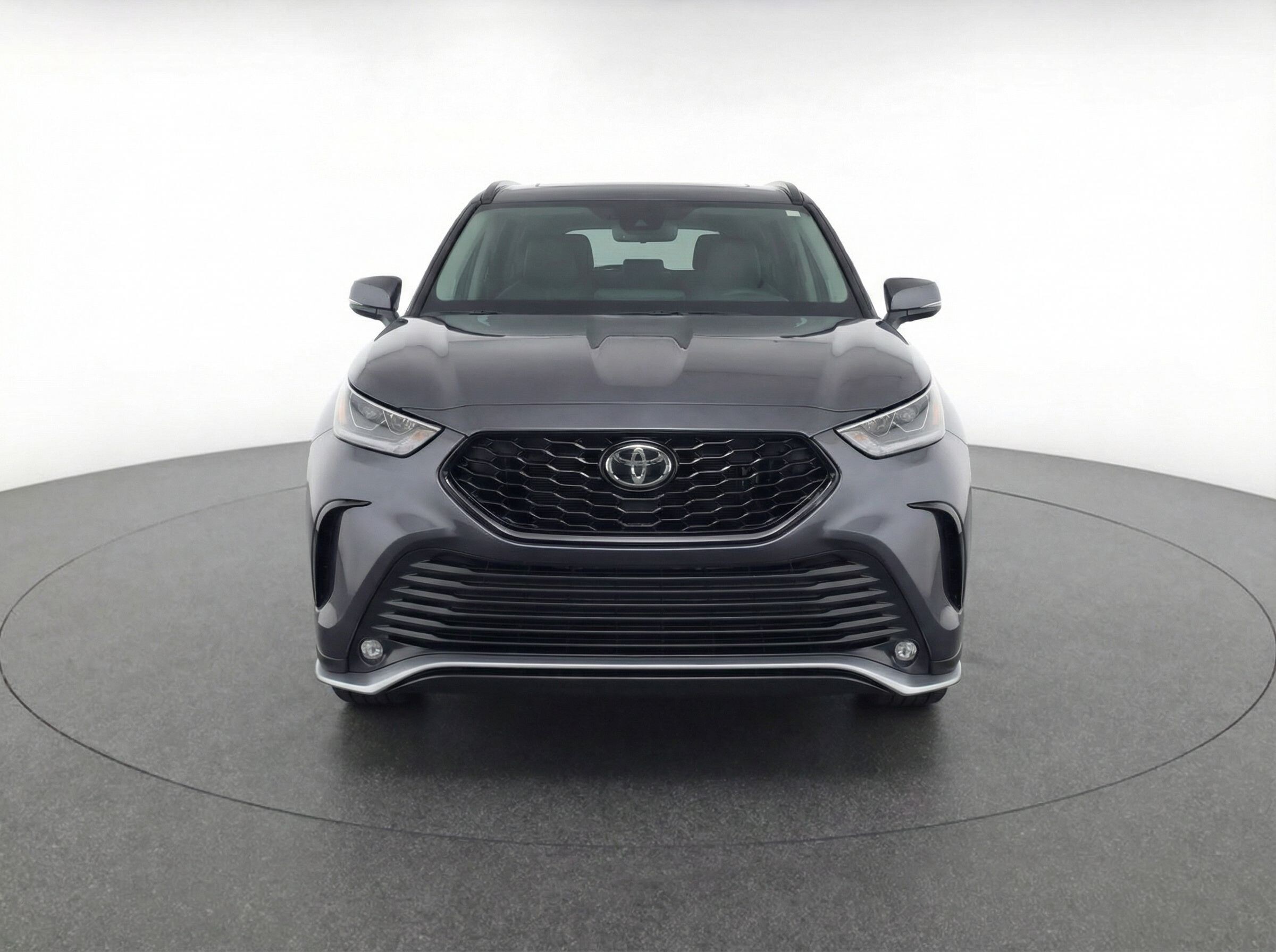 Thumbnail: 2024 Toyota Highlander - 2