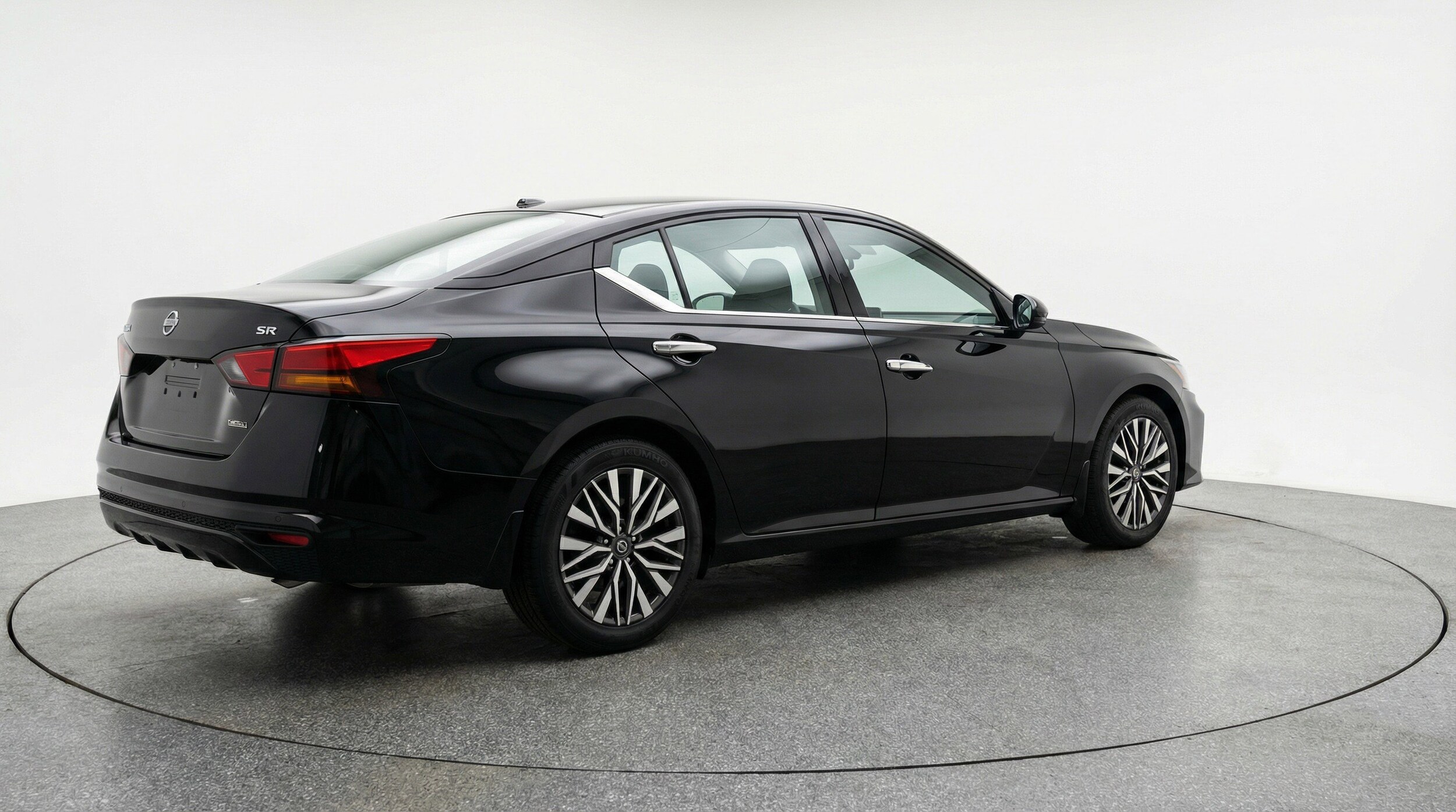 Thumbnail: 2025 Nissan Altima - 9