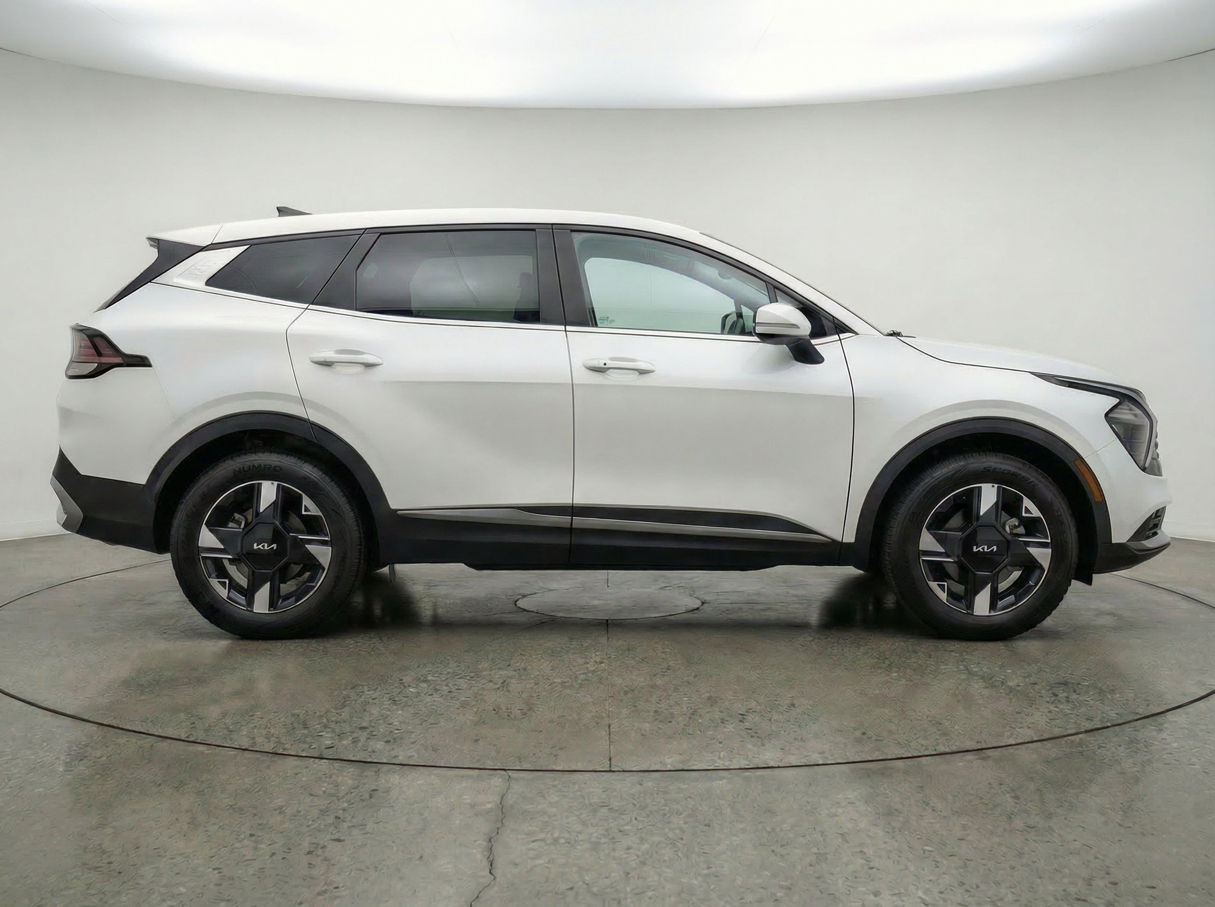 Thumbnail: 2026 Kia Sportage - 11