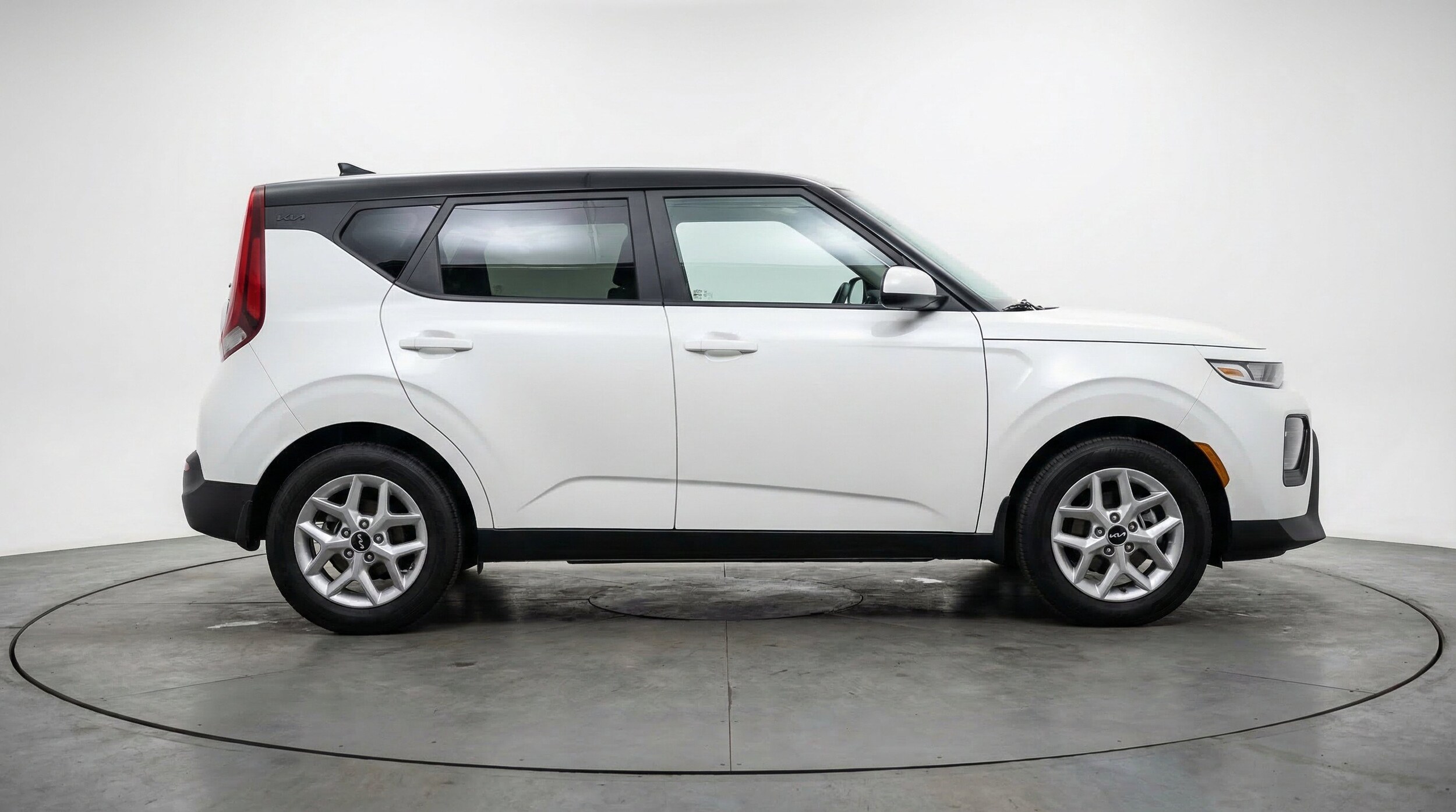 Thumbnail: 2025 Kia Soul - 11