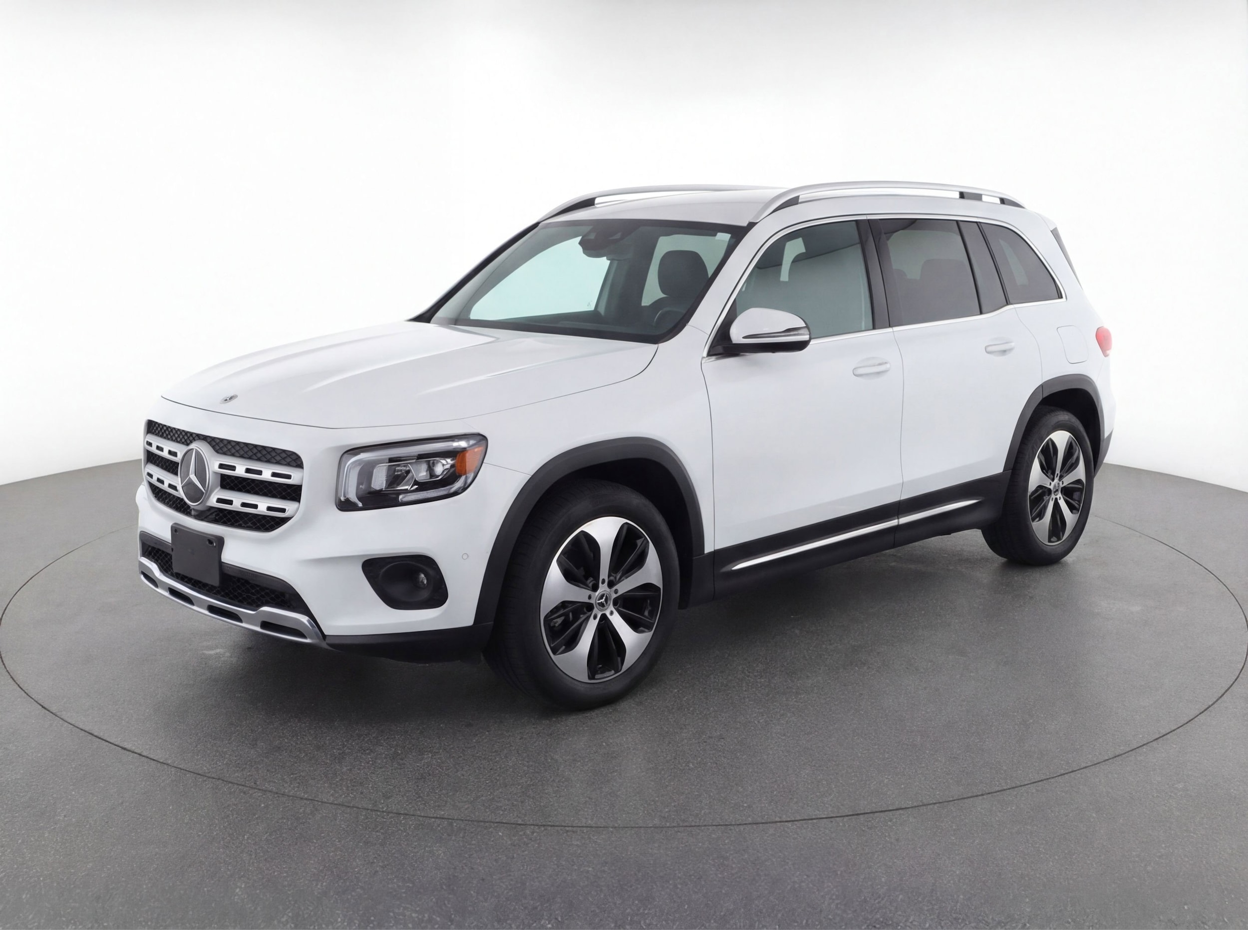 Thumbnail: 2025 Mercedes-Benz GLB - 3