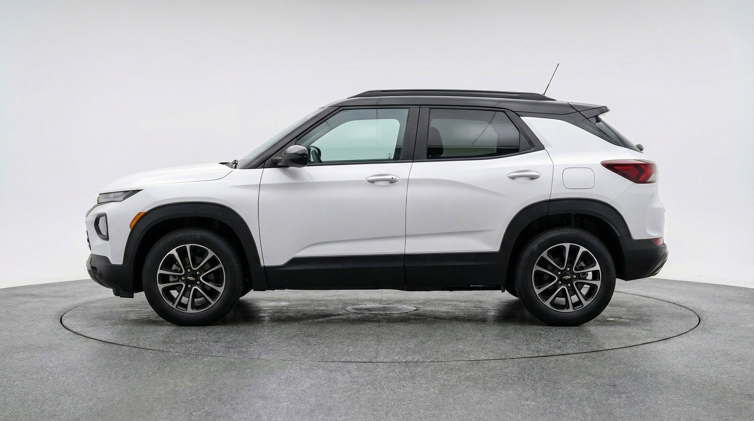 Thumbnail: 2025 Chevrolet TrailBlazer - 5