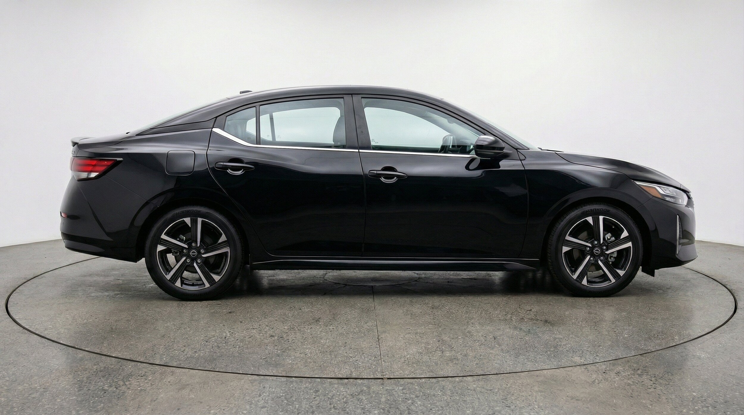 Thumbnail: 2025 Nissan Sentra - 11