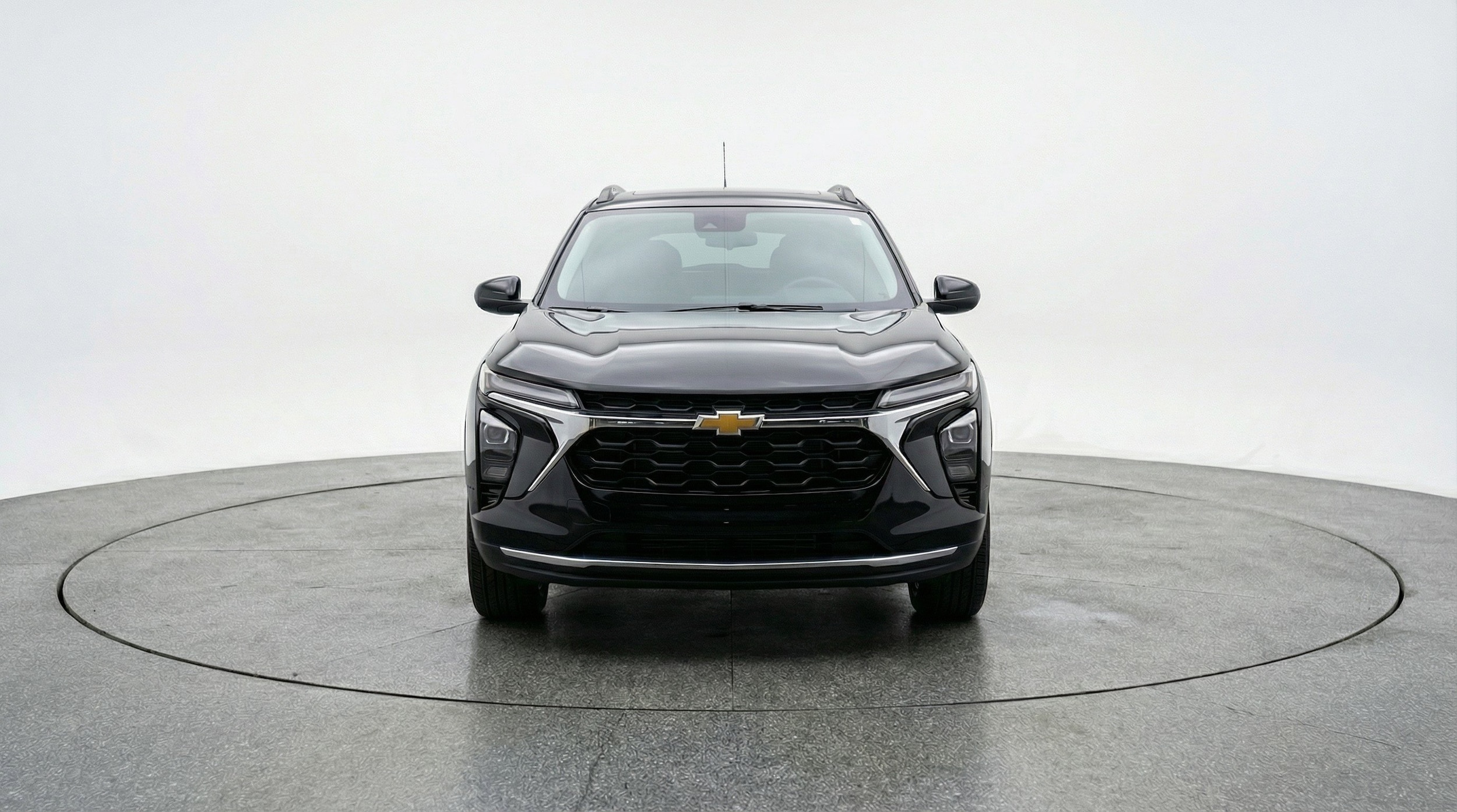 Thumbnail: 2025 Chevrolet Trax - 2