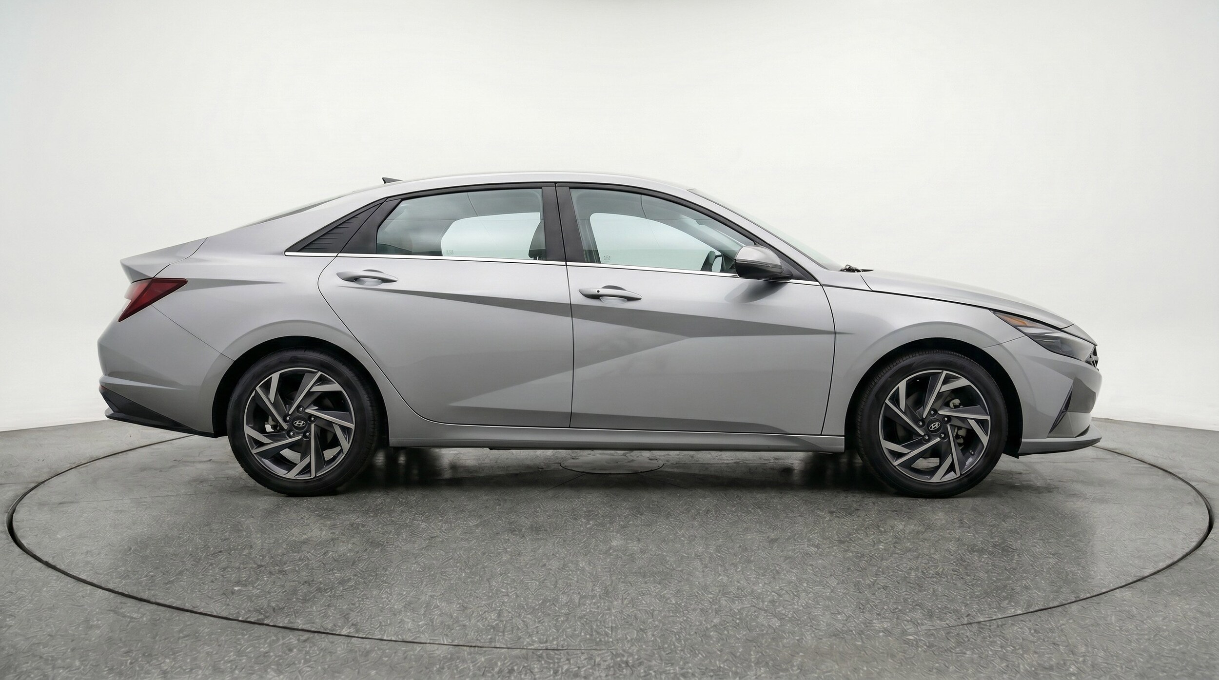 Thumbnail: 2025 Hyundai Elantra - 11