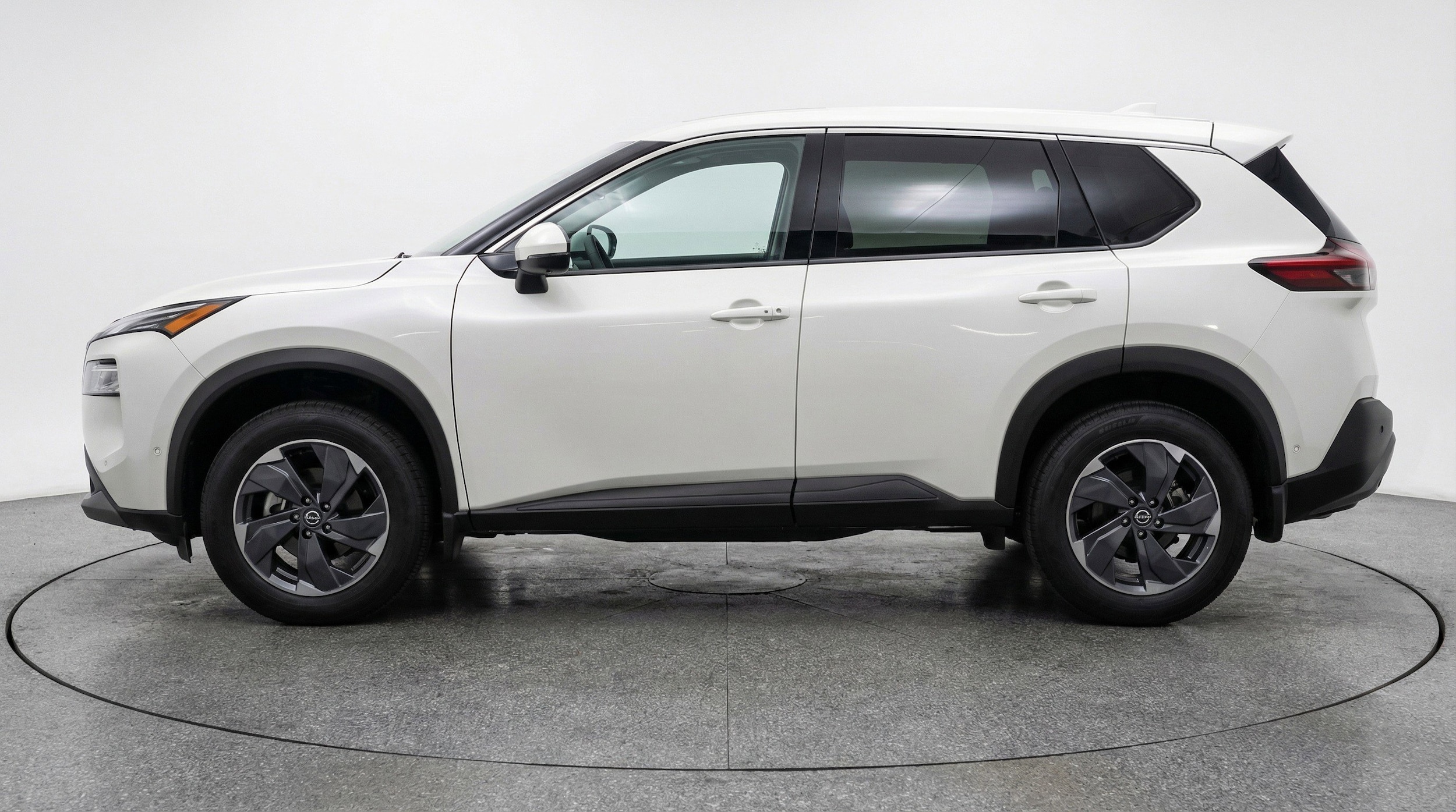 Thumbnail: 2025 Nissan Rogue - 5