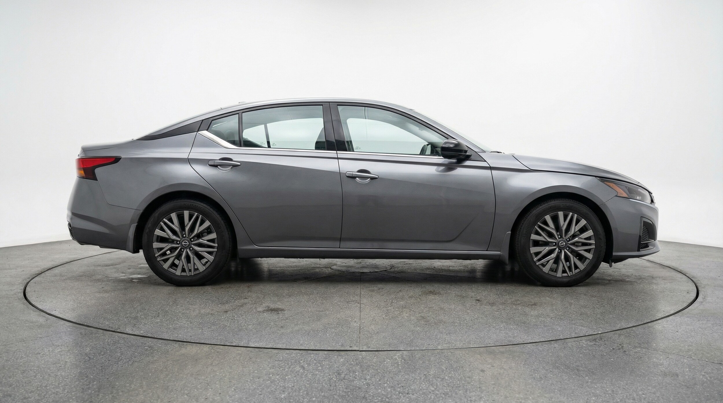 Thumbnail: 2025 Nissan Altima - 8